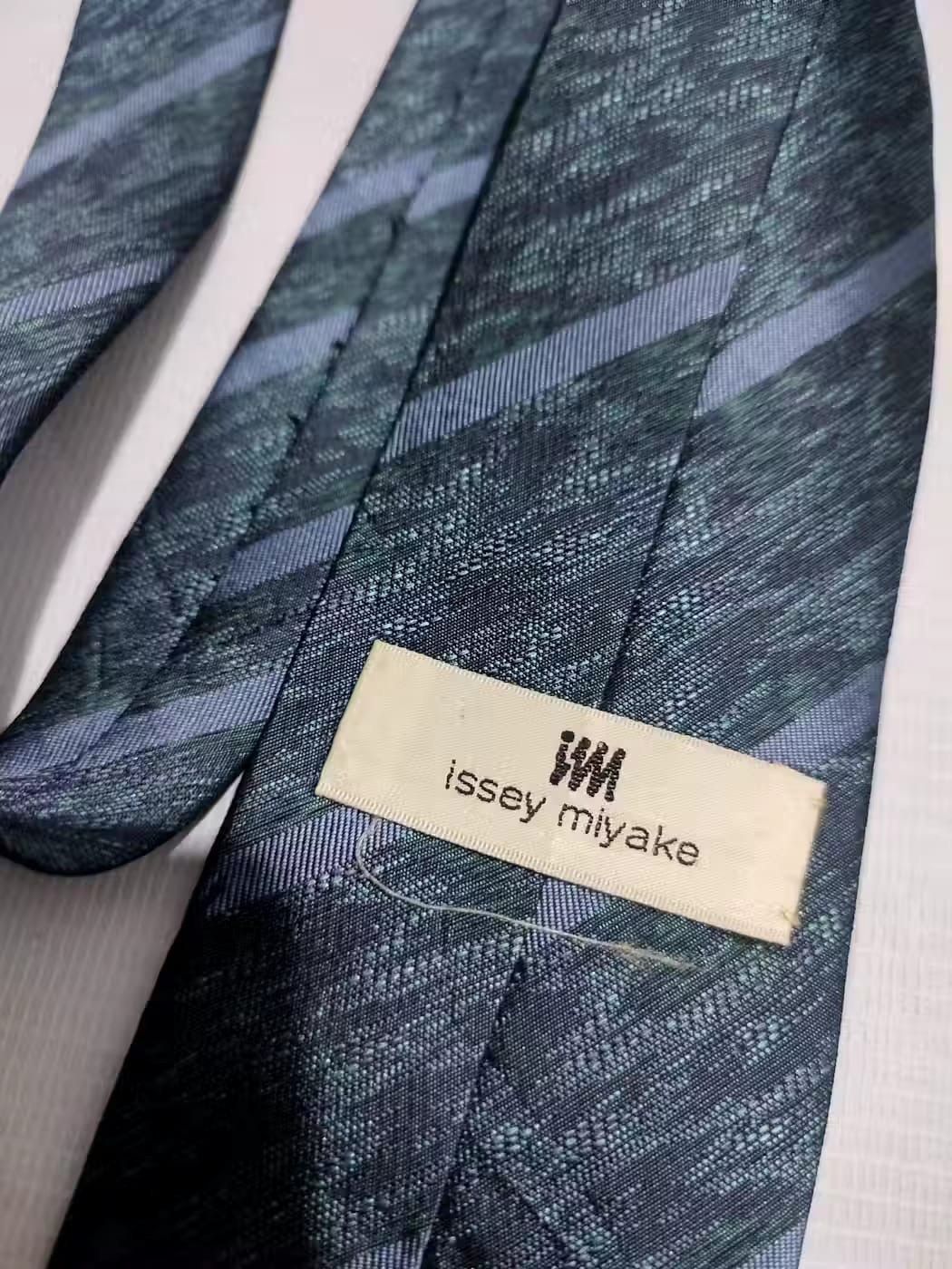 Issey Miyake Issey Miyake Tie Nice Design Art Size ONE SIZE - 3 Thumbnail