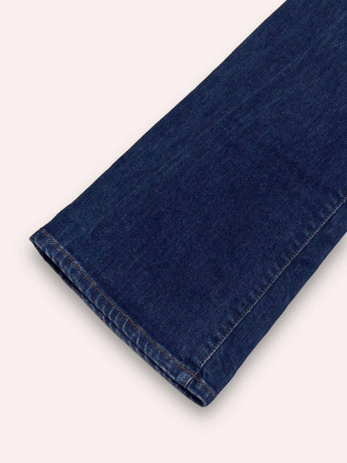 Diesel Vintage DIESEL Deep Blue Jeans Made In Italy Size US 31 - 3 Thumbnail