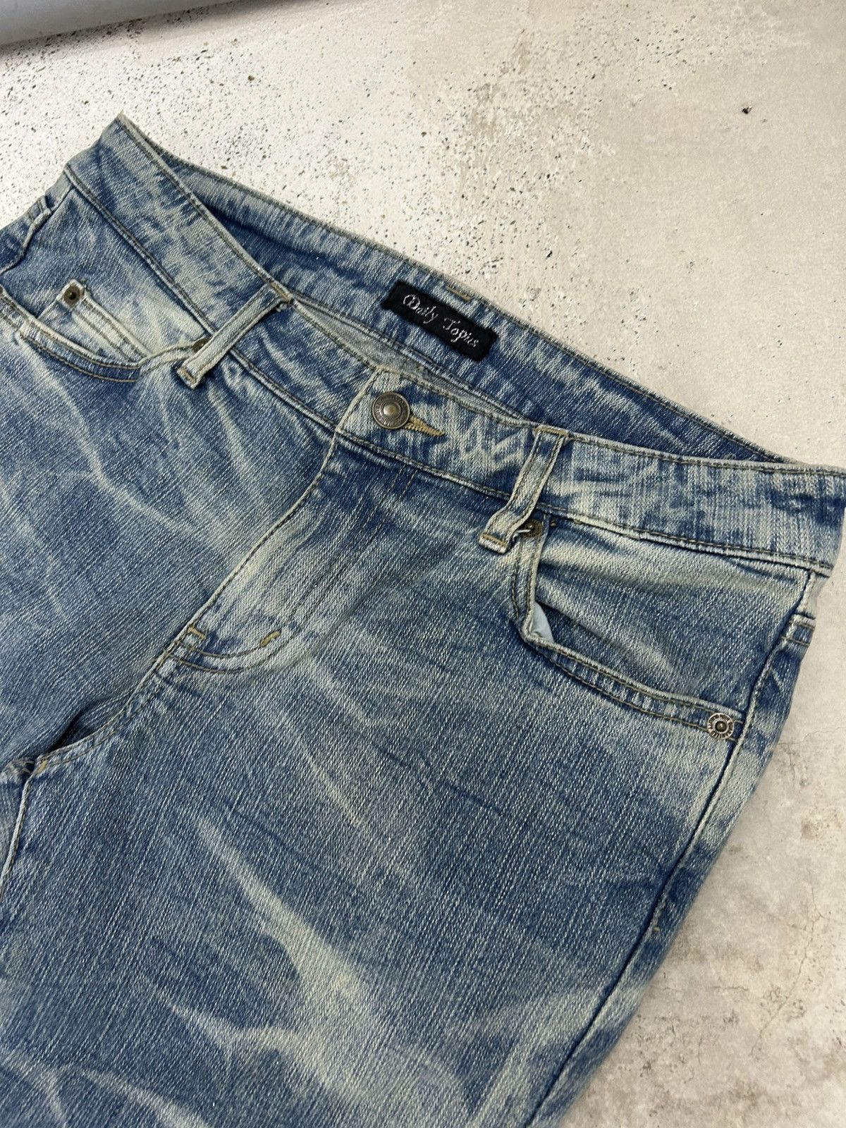 Le Grande Bleu (L.G.B.) Vintage Daily Topics Flare Striking Washed Denim Size US 30 / EU 46 - 9 Thumbnail