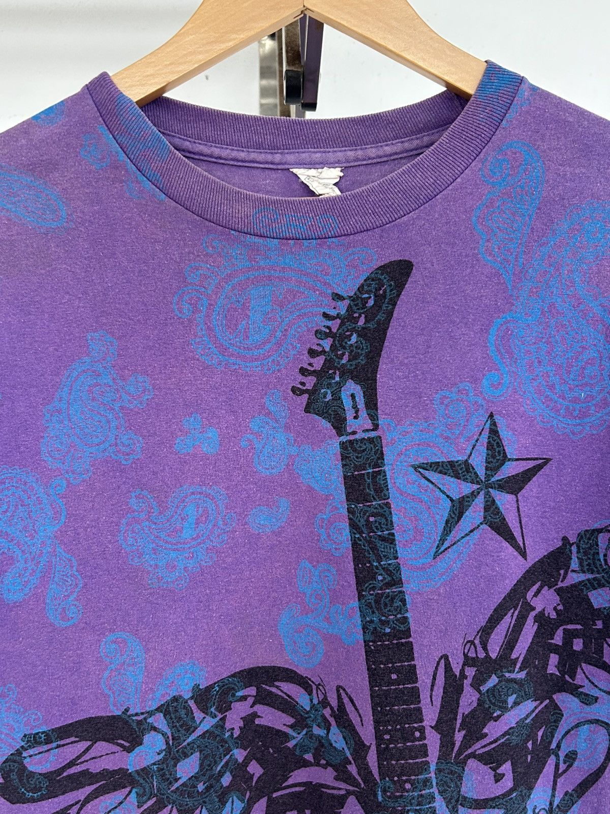 In The Attic Punk Purple Guitar Vintage Tee Size US L / EU 52-54 / 3 - 3 Thumbnail