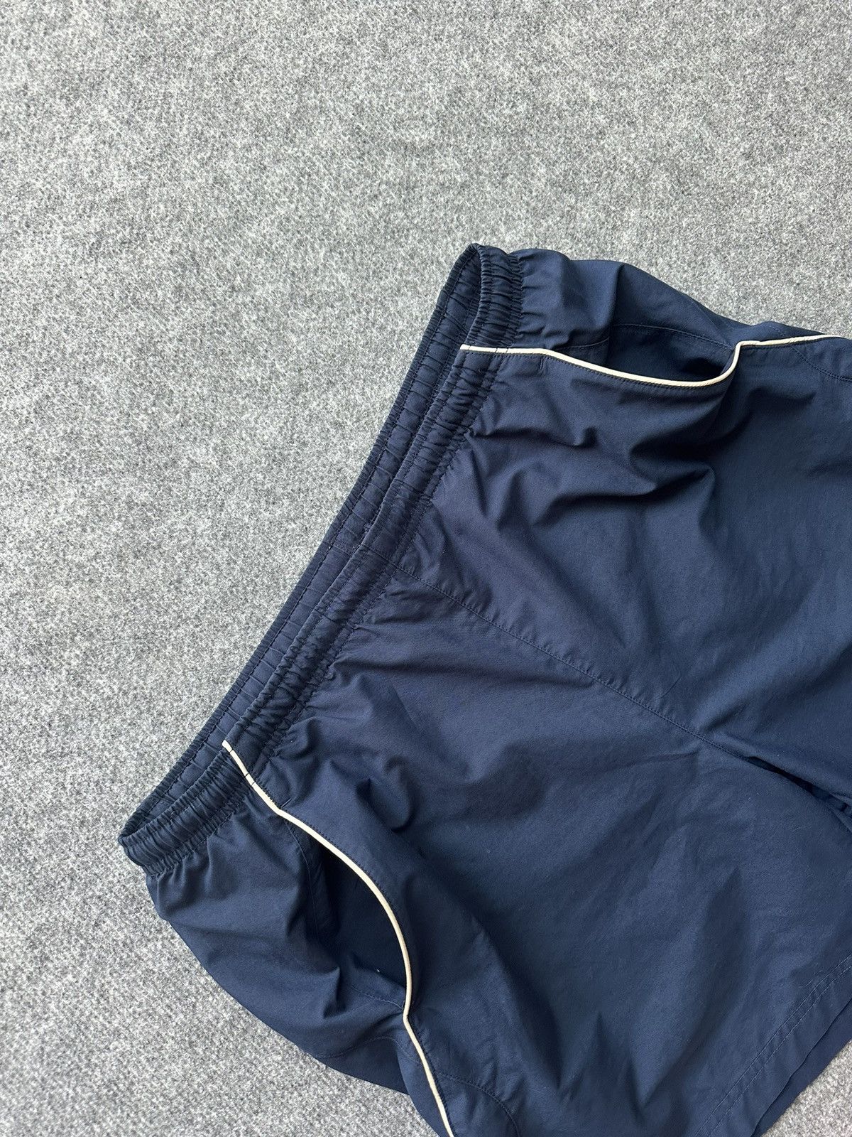 Nike Vintage shorts Nike 90s swoosh (size L) Size US 36 / EU 52 - 3 Thumbnail