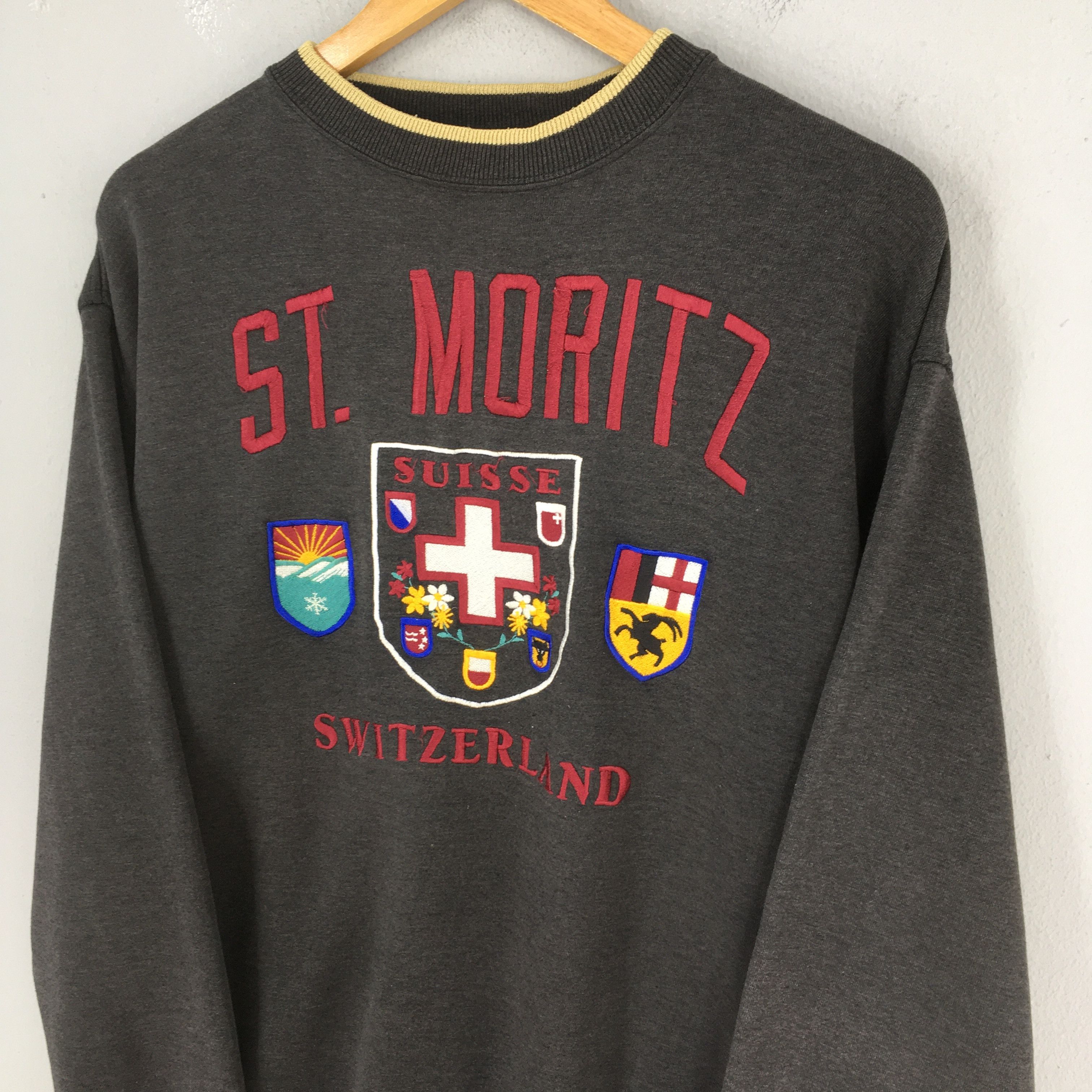 Vintage Vintage 90's Ski St. Moritz Sweatshirt Medium Size US M / EU 48-50 / 2 - 3 Thumbnail