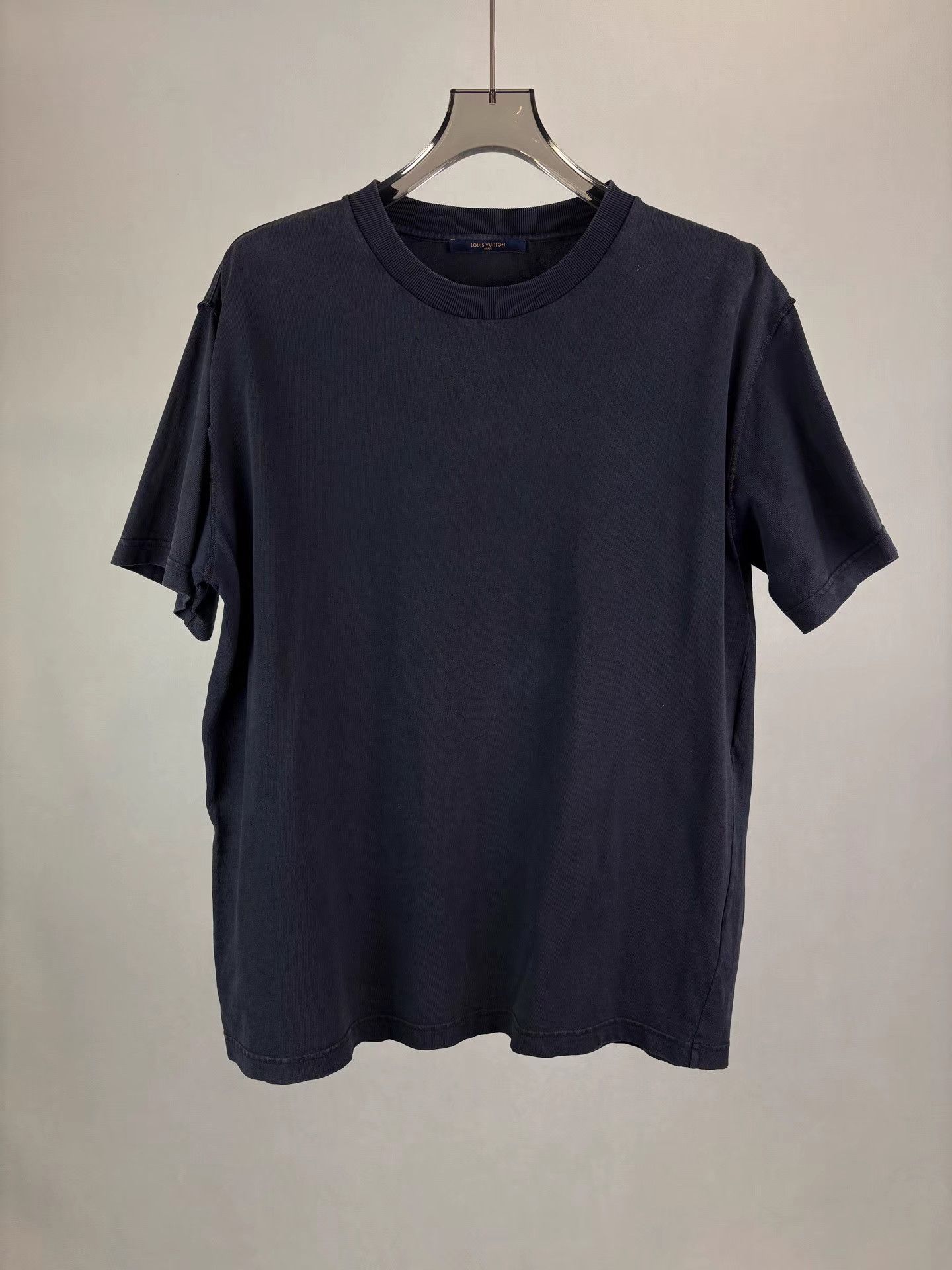 Louis Vuitton LOUIS VUITTON Back Printed Instruction Short Sleeve K1 Size US XL / EU 56 / 4 - 1 Thumbnail