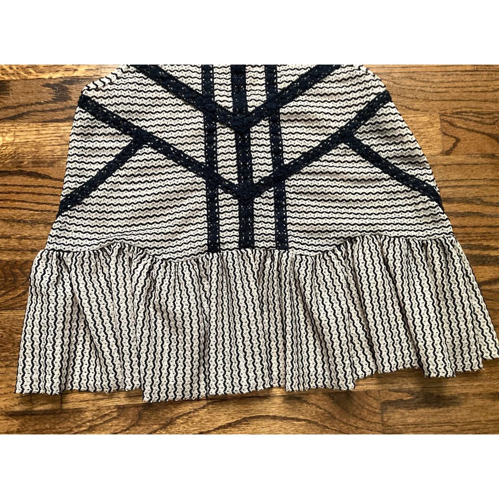 Free People Free People Tank Top XS Tan Geometric Lace Boho Sheer Open Back 90s Hippie Rock Bohemian Designer Tunic Women XS Tank Size XS / US 0-2 / IT 36-38 - 3 Thumbnail
