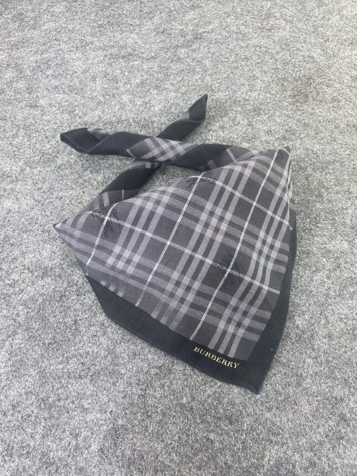 Burberry × Vintage Burberry Handkerchief / Bandana / Neckerchief-B063 Size ONE SIZE - 1 Thumbnail
