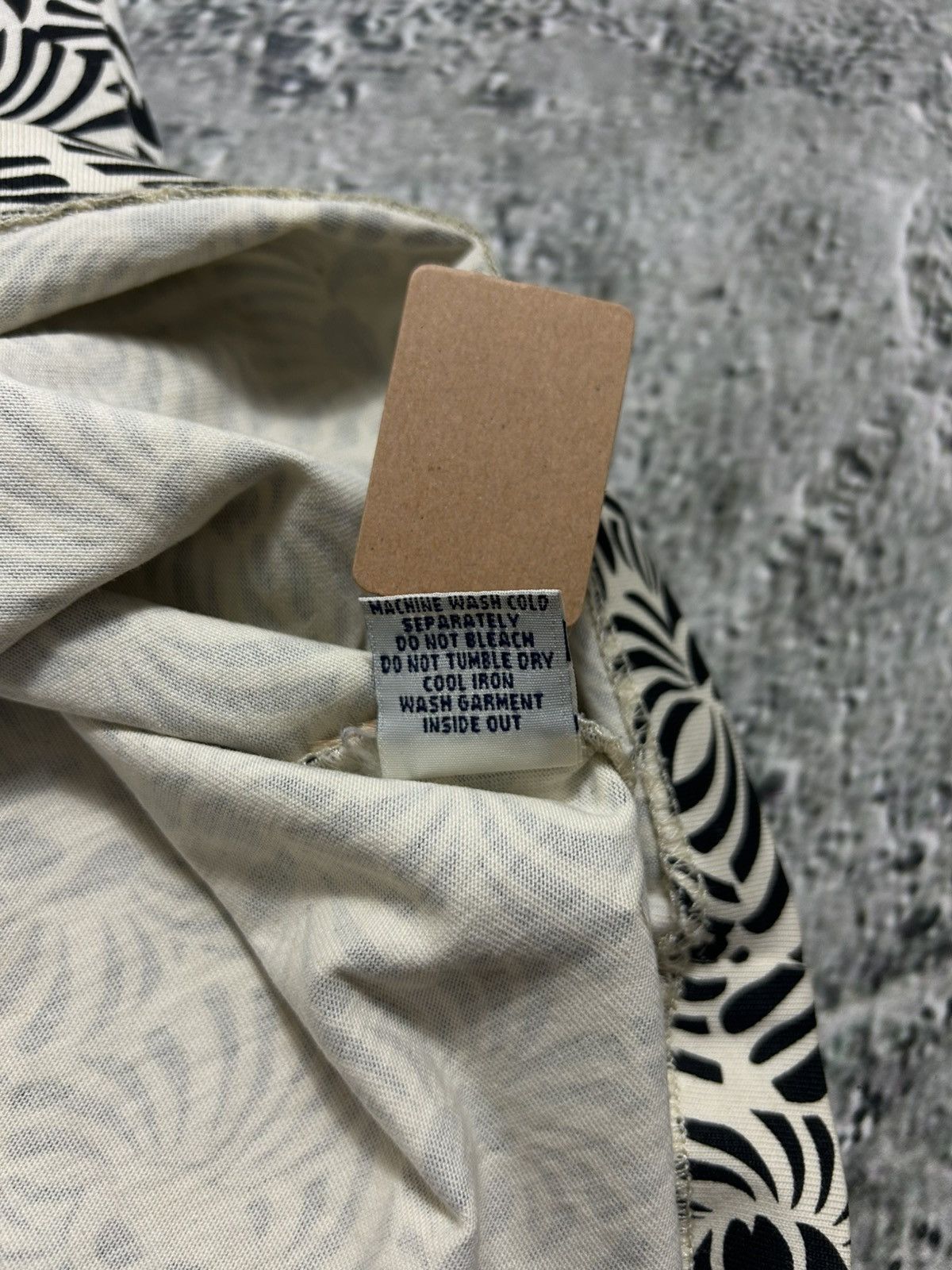 Evisu Evisu t-shirt vintage big logo seagull skull white black Size US L / EU 52-54 / 3 - 7 Thumbnail