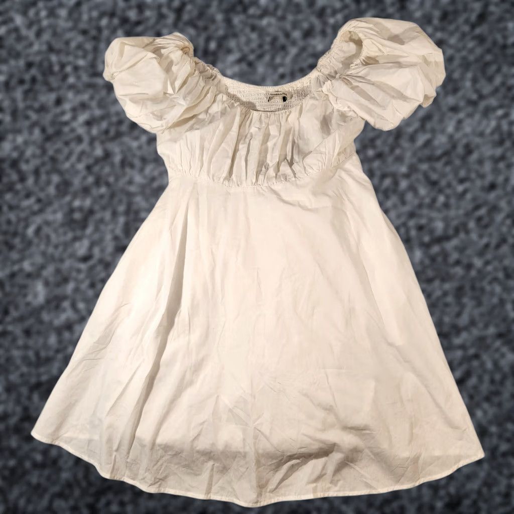 Abercrombie & Fitch Abercrombie & Fitch Dress Womens Large White Puff Sleeve Smocked Off Shoulder Size L / US 10 / IT 46 - 1 Thumbnail