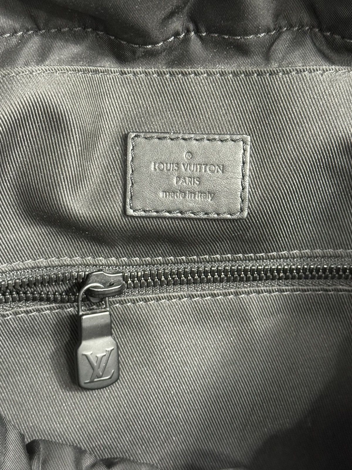 Louis Vuitton Louis Vuitton M43680 Discovery back pack Size ONE SIZE - 13 Thumbnail