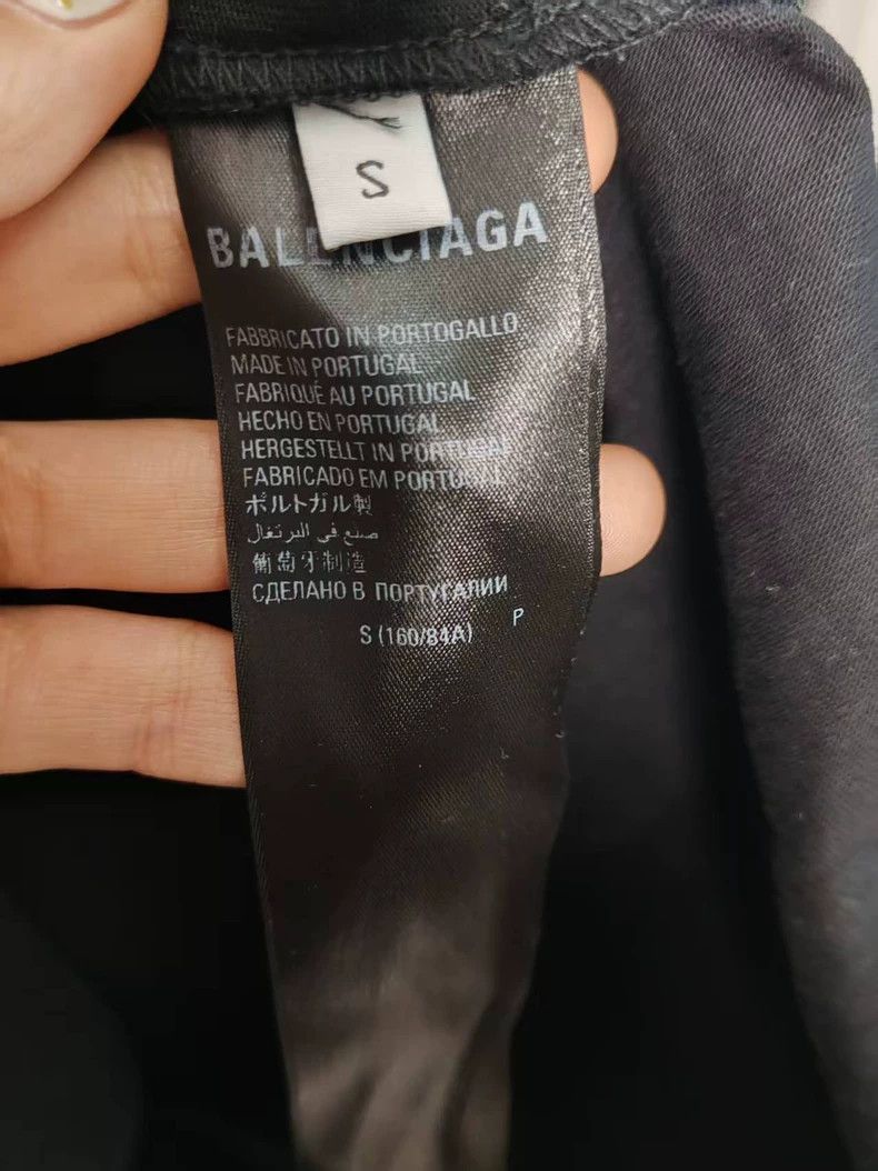 Balenciaga Balenciaga Aged Short Sleeve Size US S / EU 44-46 / 1 - 4 Thumbnail
