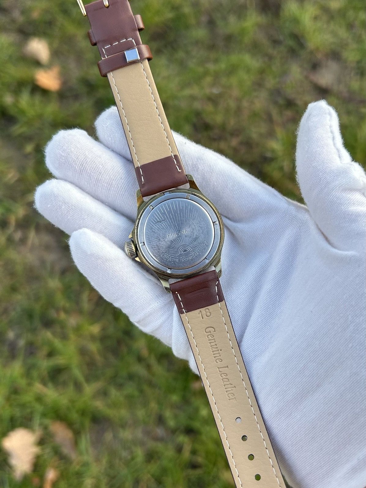 Vintage Vintage Vostok Watch USSR Soviet Mechanical Authentic 1980s Size ONE SIZE - 21 Thumbnail
