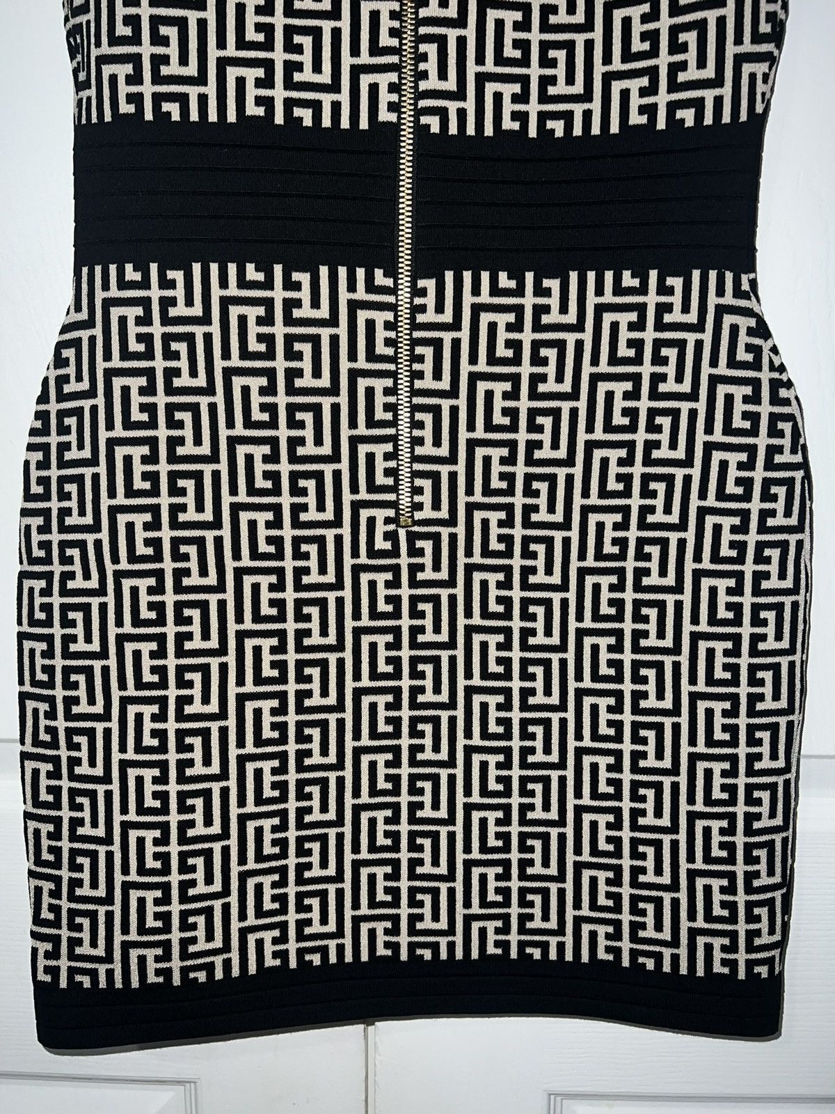 Balmain Balmain Sleeveless Monogram Knit Dress Size M / US 6-8 / IT 42-44 - 7 Thumbnail