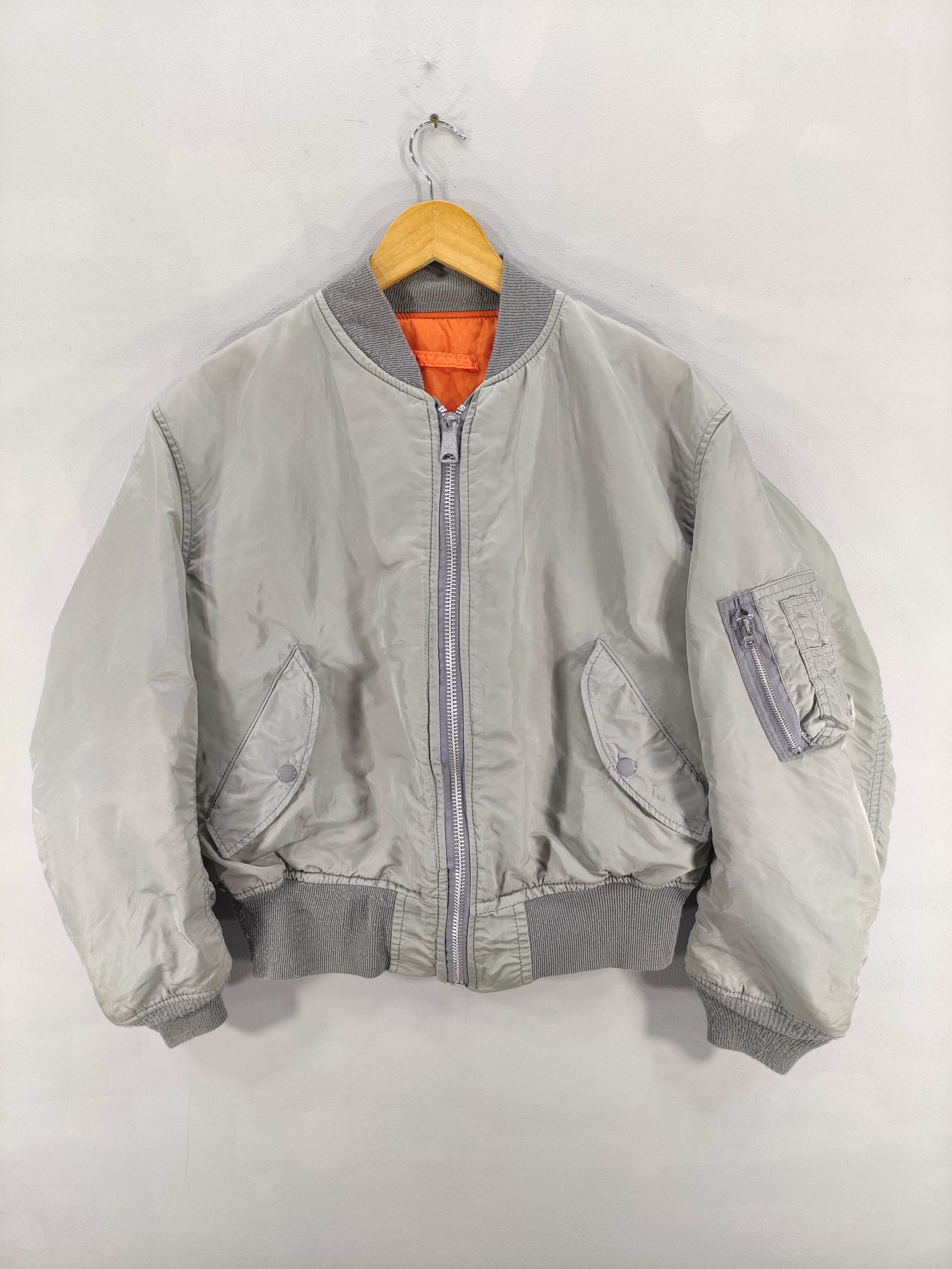 Vintage Type Ma-1 Alpha Industries Bomber Jacket Zipper