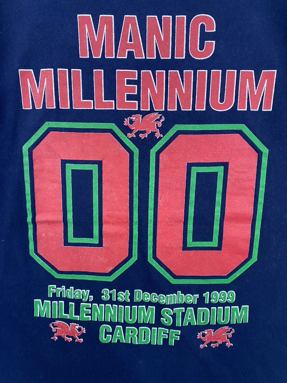 Band Tees 💥VINTAGE MANIC STREET PREACHERS band millennium 1999 shirt Size US L / EU 52-54 / 3 - 4 Thumbnail