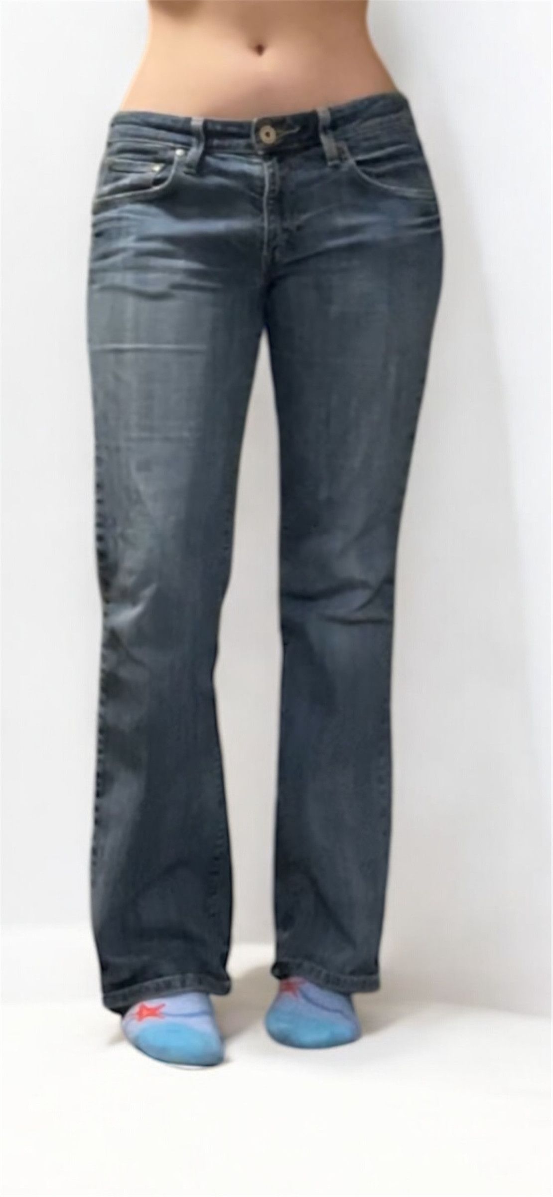 Levi's Levi's Low Rise Bootcut Jeans Size 30" / US 8 / IT 44 - 2 Thumbnail