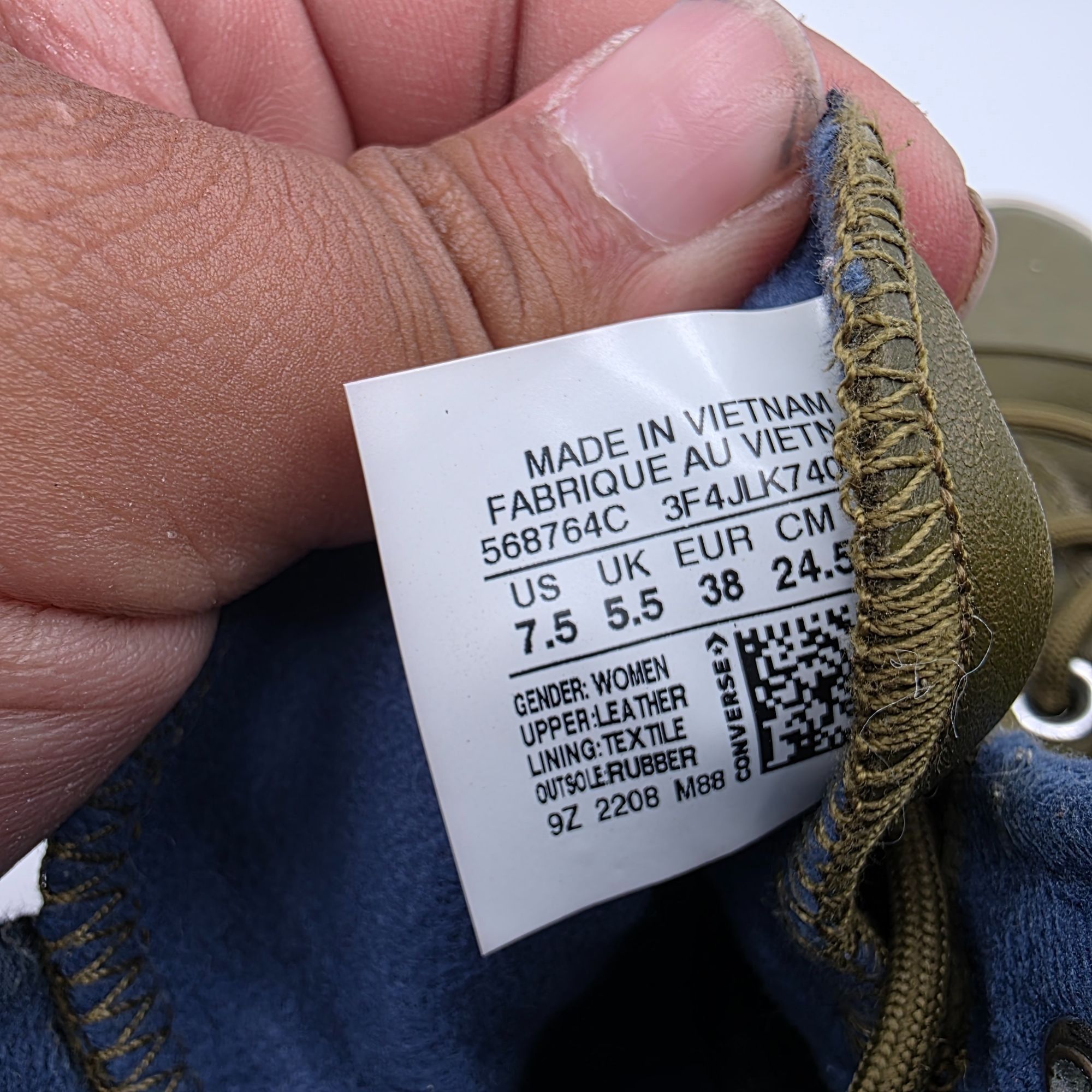 Converse Converse All Star Lugged GTX Womens Size 7.5 Olive Green Sho Size US 7.5 / IT 37.5 - 7 Thumbnail