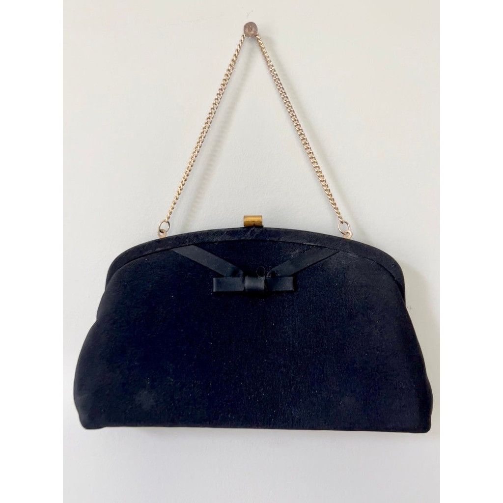 Vintage 1950s Vintage Black Clutch w/Bow & Chain Handle Purse Size ONE SIZE - 1 Thumbnail