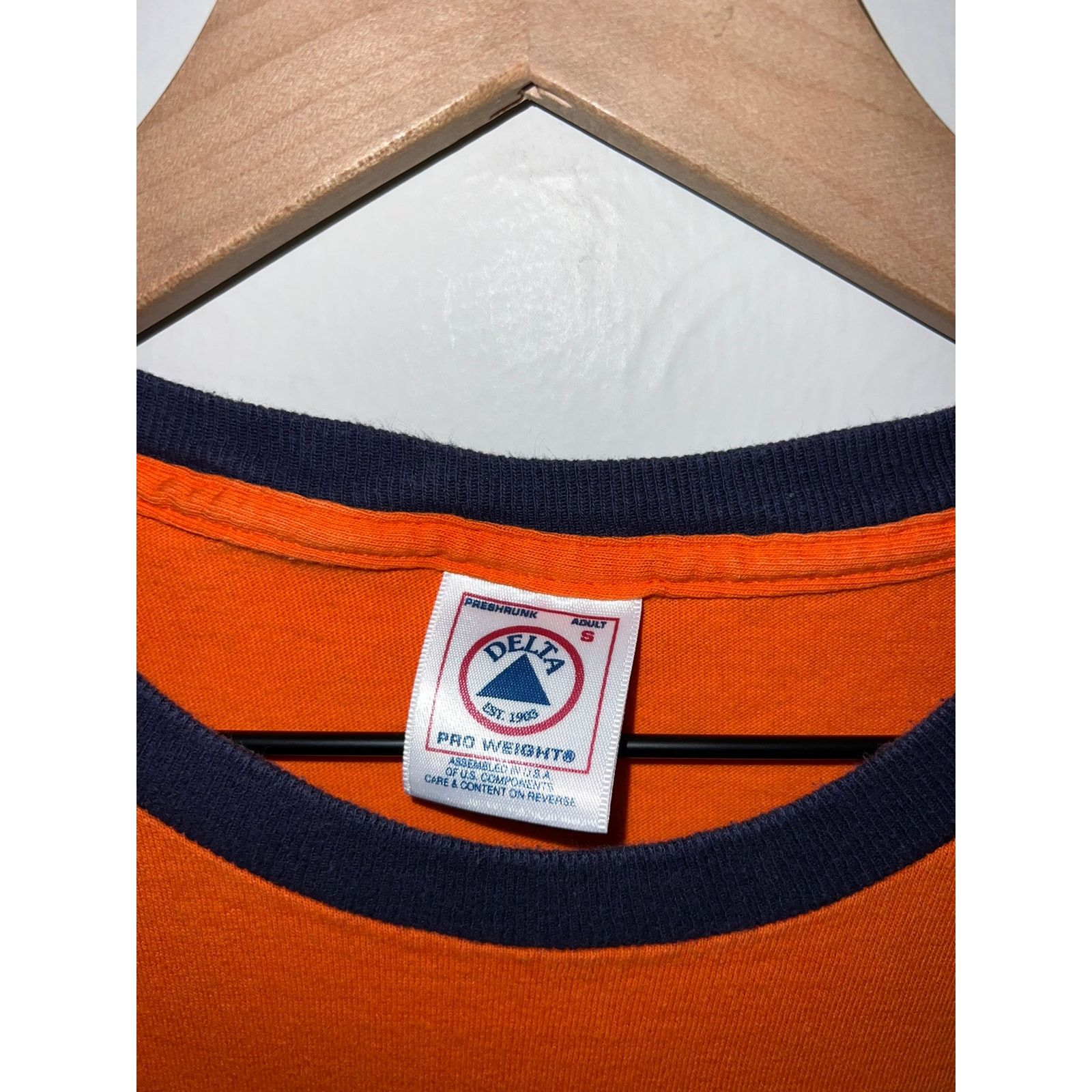 Delta Vintage Denver Broncos 2001 Good Bye Mile High NFL S Tee Size US S / EU 44-46 / 1 - 5 Thumbnail