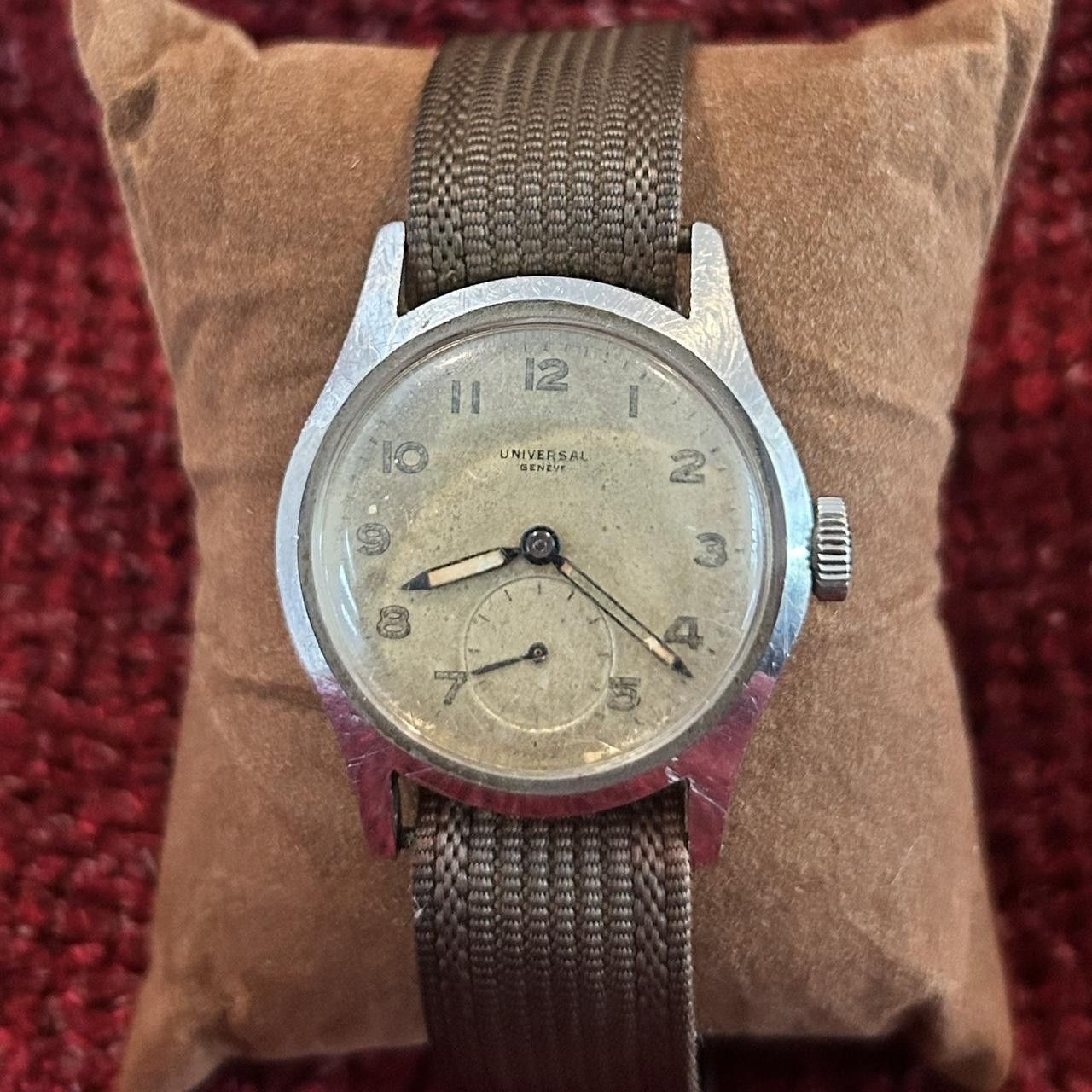 Other Vintage Universal Geneve Military Style Watch Size 30 - 1 Thumbnail