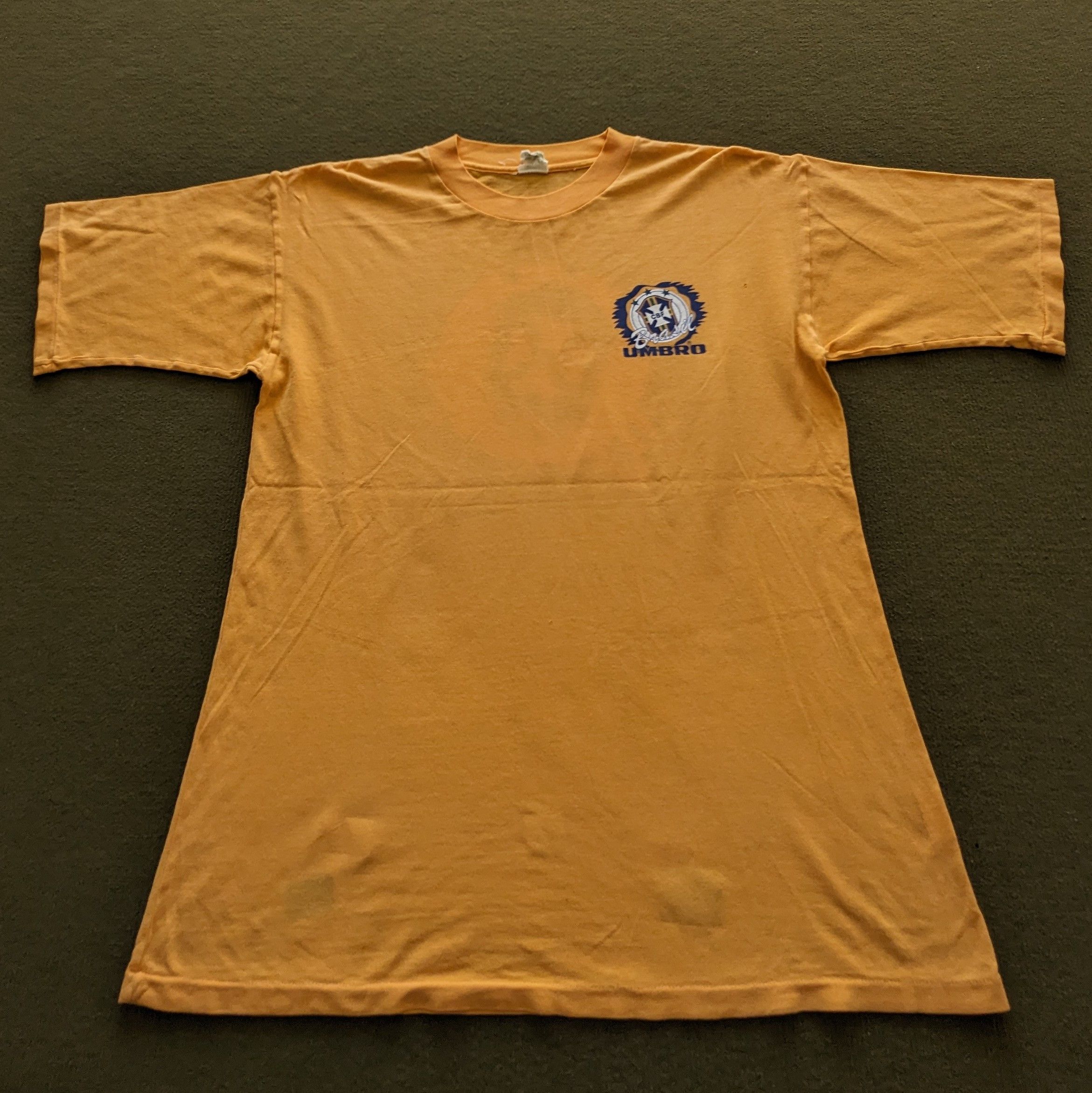 Umbro Vintage UMBRO BRAZIL Football Soccer Team T-shirt Size US L / EU 52-54 / 3 - 3 Thumbnail