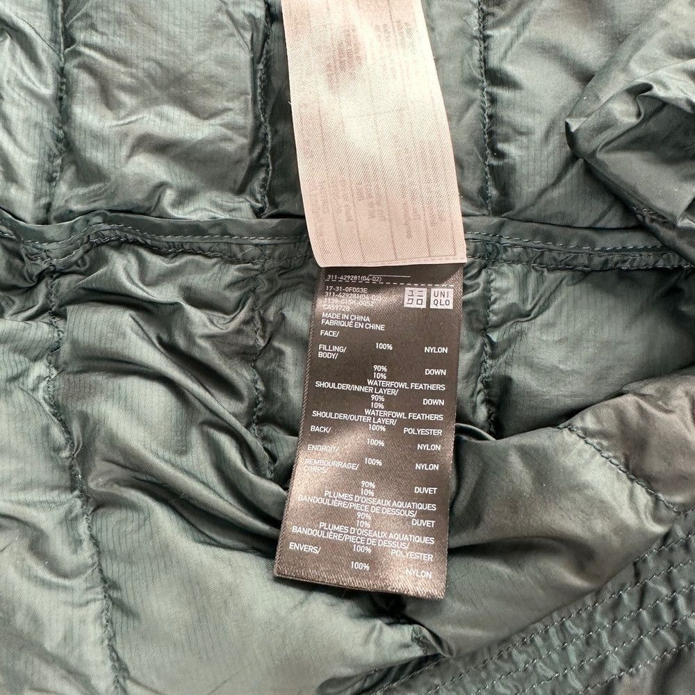 Uniqlo Uniqlo Green Ultra Light Down Vest Men’s Size M Size US M / EU 48-50 / 2 - 2 Thumbnail