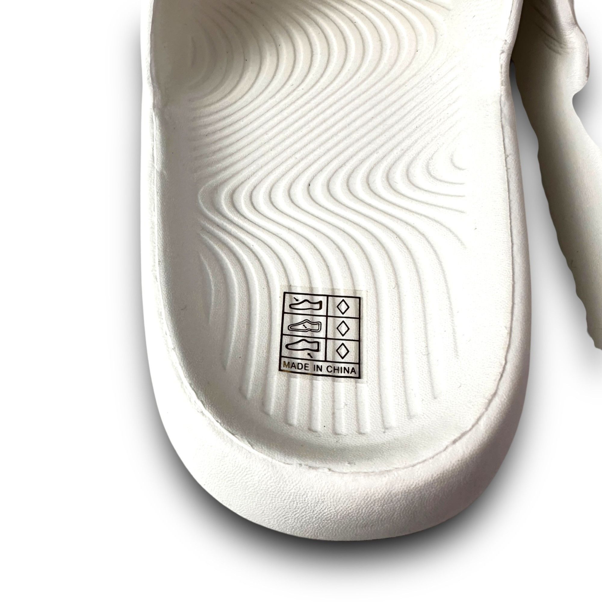 Other Cute Bear Face White Slides For Men & Women Sz 42-43 Comfort Size US 11 / IT 41 - 3 Thumbnail