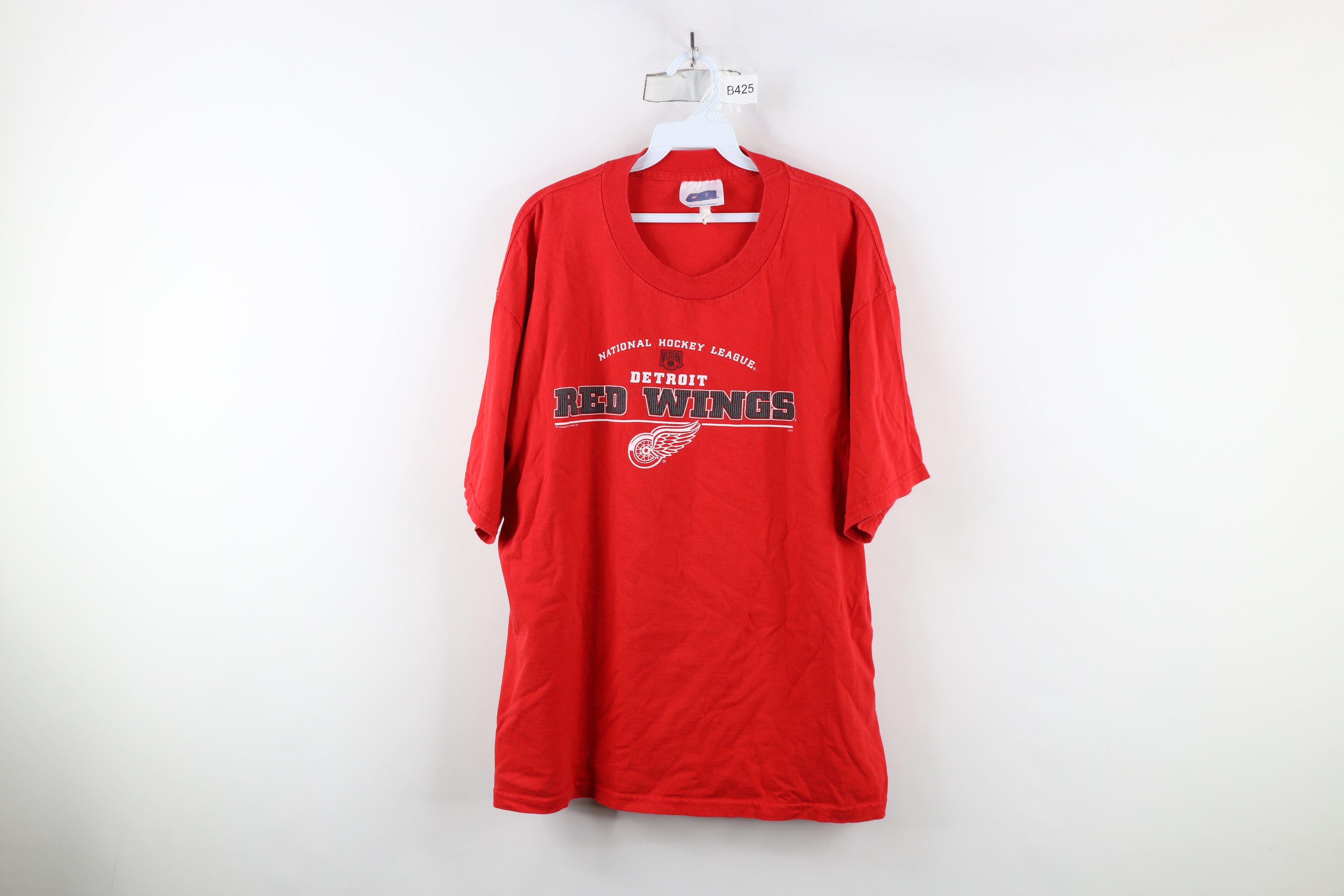 Vintage Vintage 90s Detroit Red Wings Hockey Short Sleeve T-Shirt Size US XL / EU 56 / 4 - 1 Thumbnail