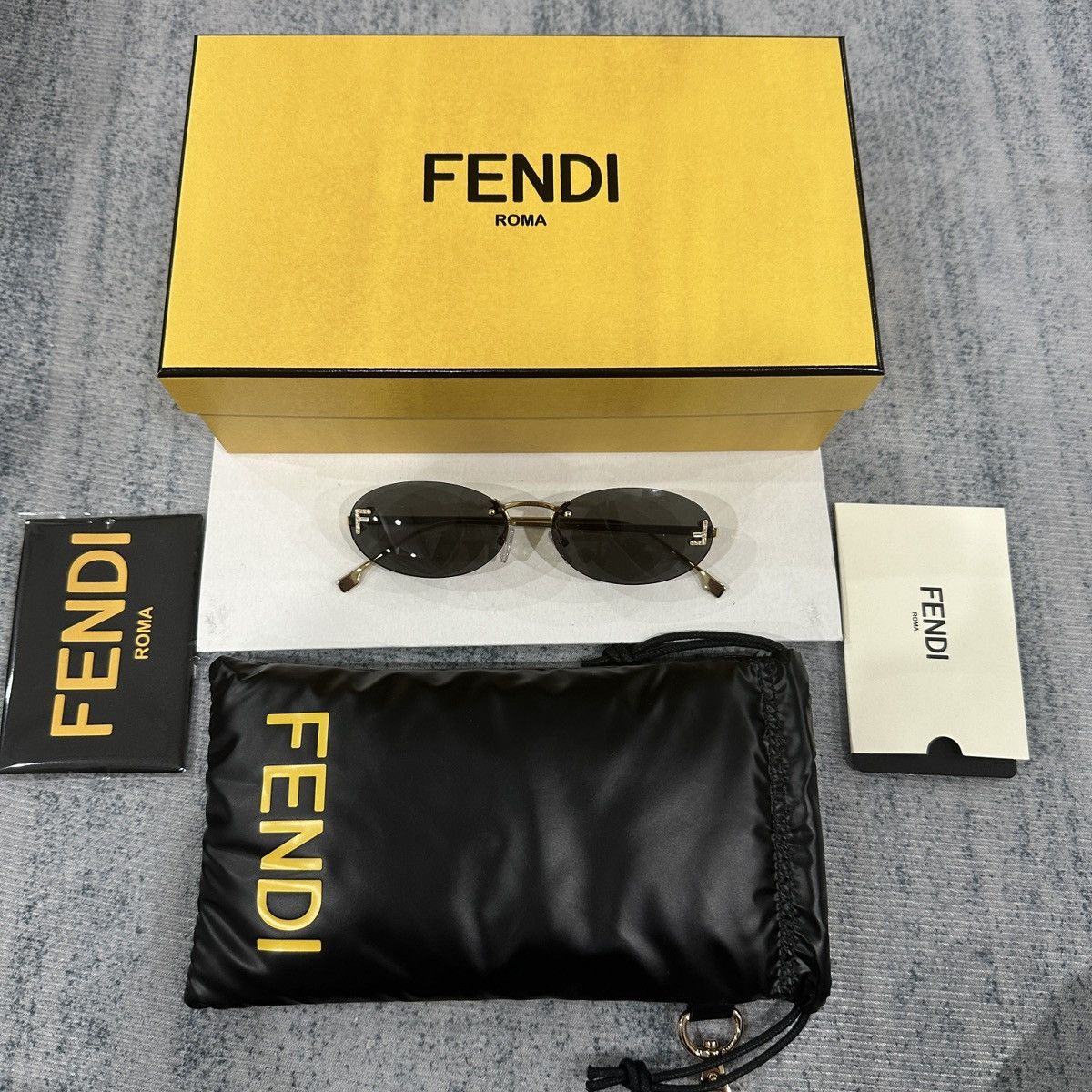 Fendi FENDI FE4075US 30A SUNGLASSES Size ONE SIZE - 2 Thumbnail