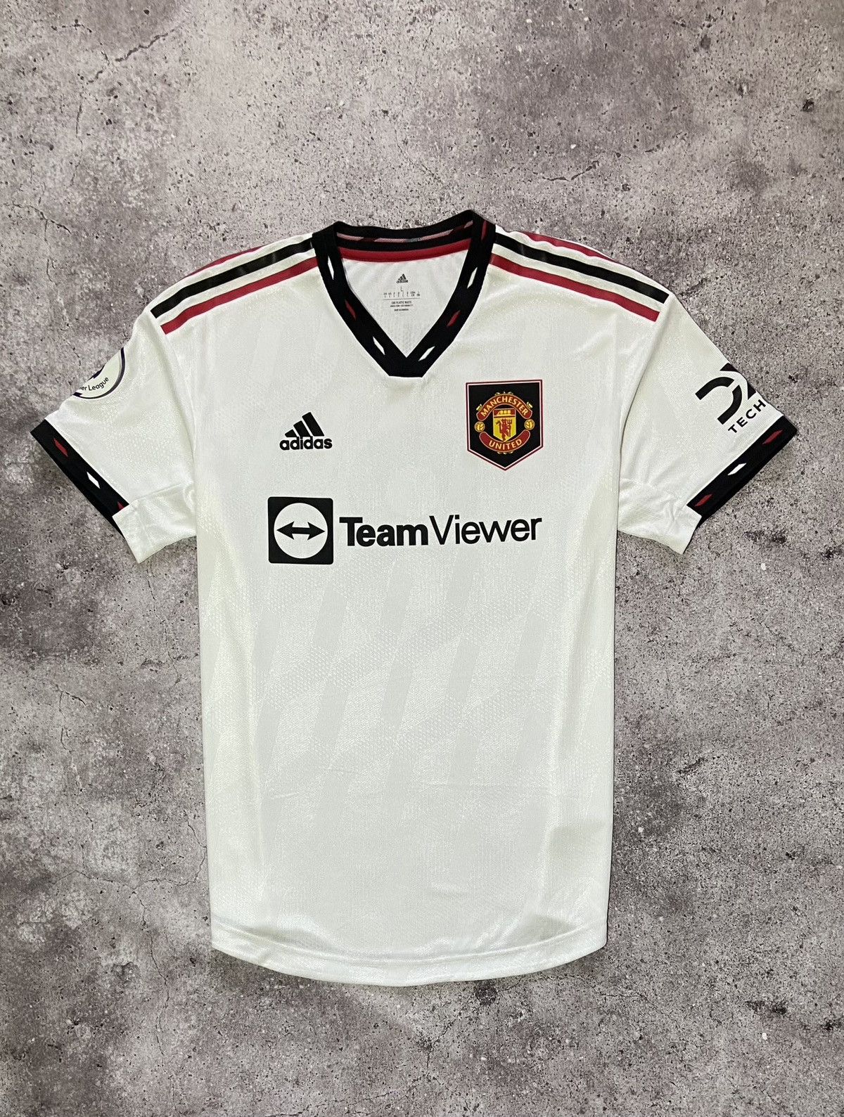 Adidas 💥Fernandes Manchester United 2022 Football Jersey T-shirt‼️ Size US L / EU 52-54 / 3 - 1 Thumbnail