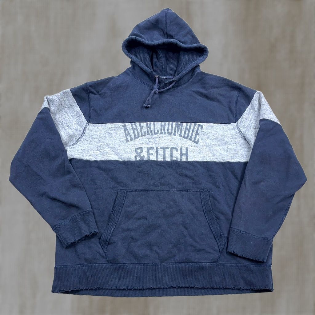Abercrombie & Fitch VINTAGE Abercrombie & Fitch Hoodie Men 2XL Blue Logo Embroidered PullOver Crew Neck Hooded Fleece Sports Classic Size US XXL / EU 58 / 5 - 1 Thumbnail