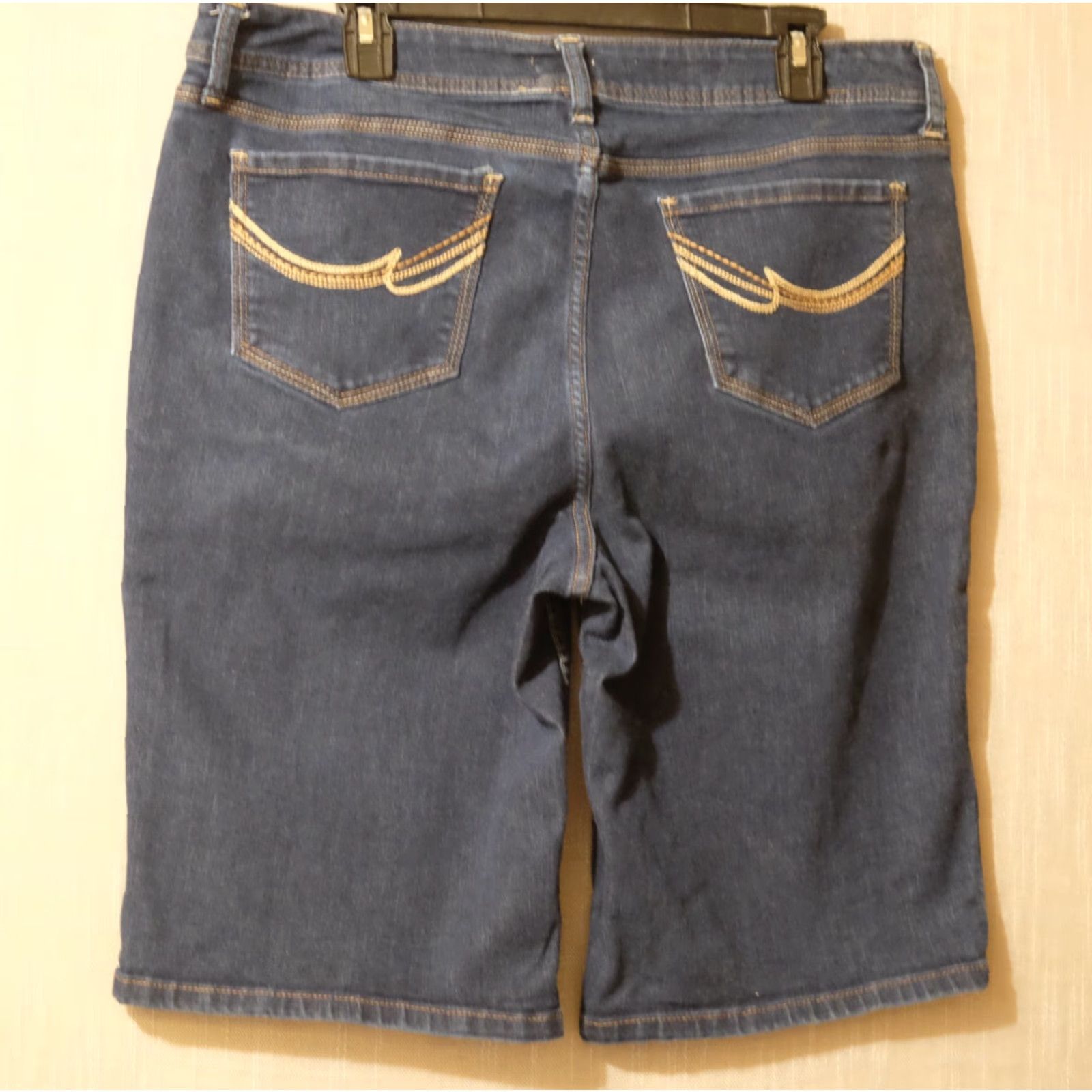 Vintage St Johns Bay Bermuda Jean Shorts Denim Stretch Dark Wash Womens 16 Bermuda DenimStretch DarkWash 16 Womens Jeans Shorts Size 38" / US 16 / IT 52 - 6 Thumbnail