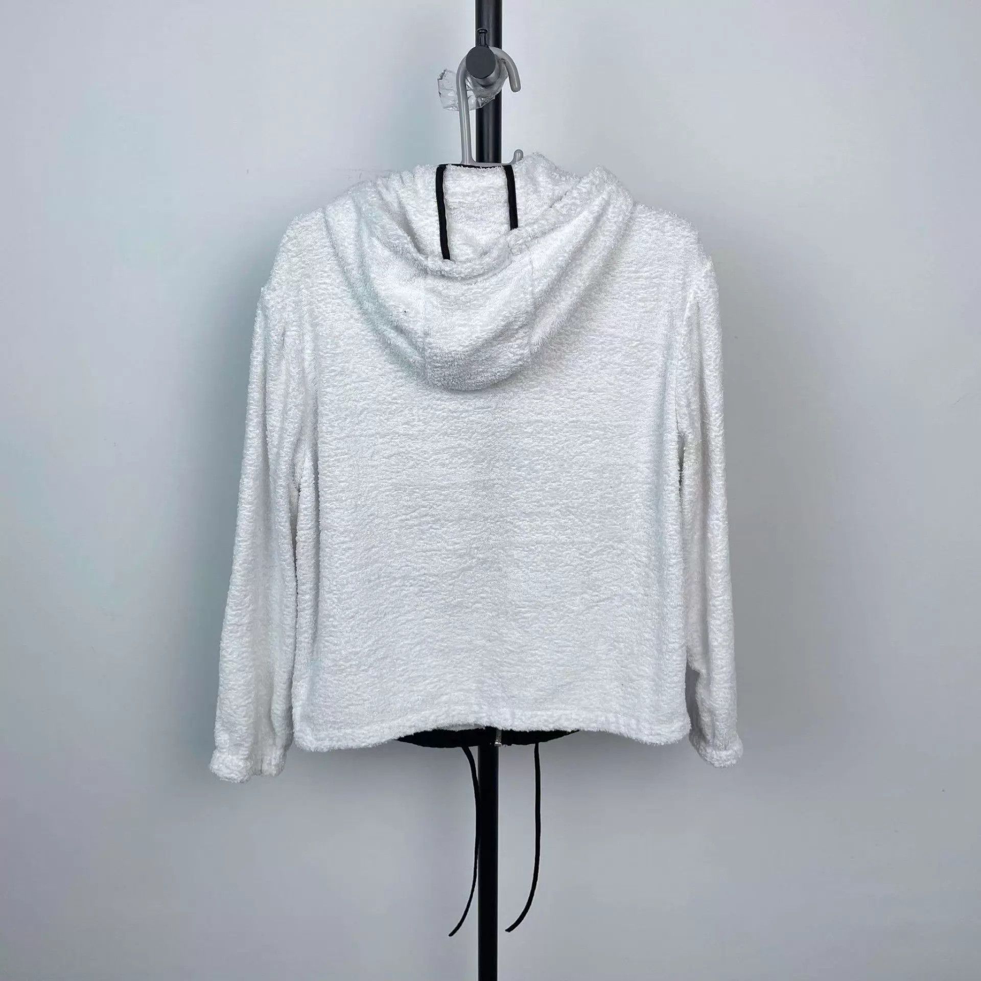 Prada Prada white hoodie size 38 Size XS / US 0-2 / IT 36-38 - 2 Thumbnail