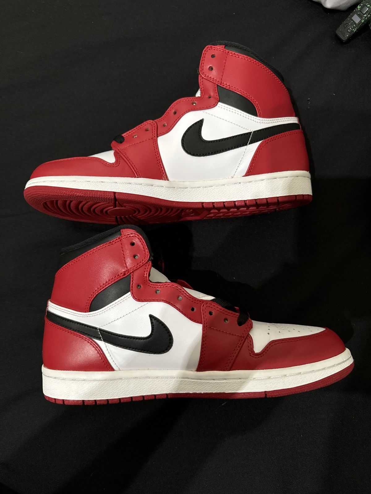 Jordan Brand Jordan 1 Chicago (2013) Size US 8.5 / EU 41-42 - 2 Thumbnail