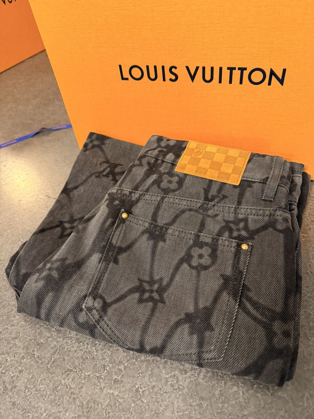 Louis Vuitton LV Monogram Fishnet Flared Denim Pants Size US 30 / EU 46 - 9 Thumbnail