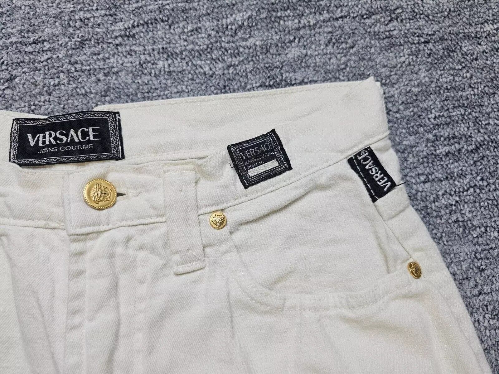 Versace 90s Versace Jeans Couture Tapered Jeans by Ittierre W28 Size US 28 / EU 44 - 2 Thumbnail