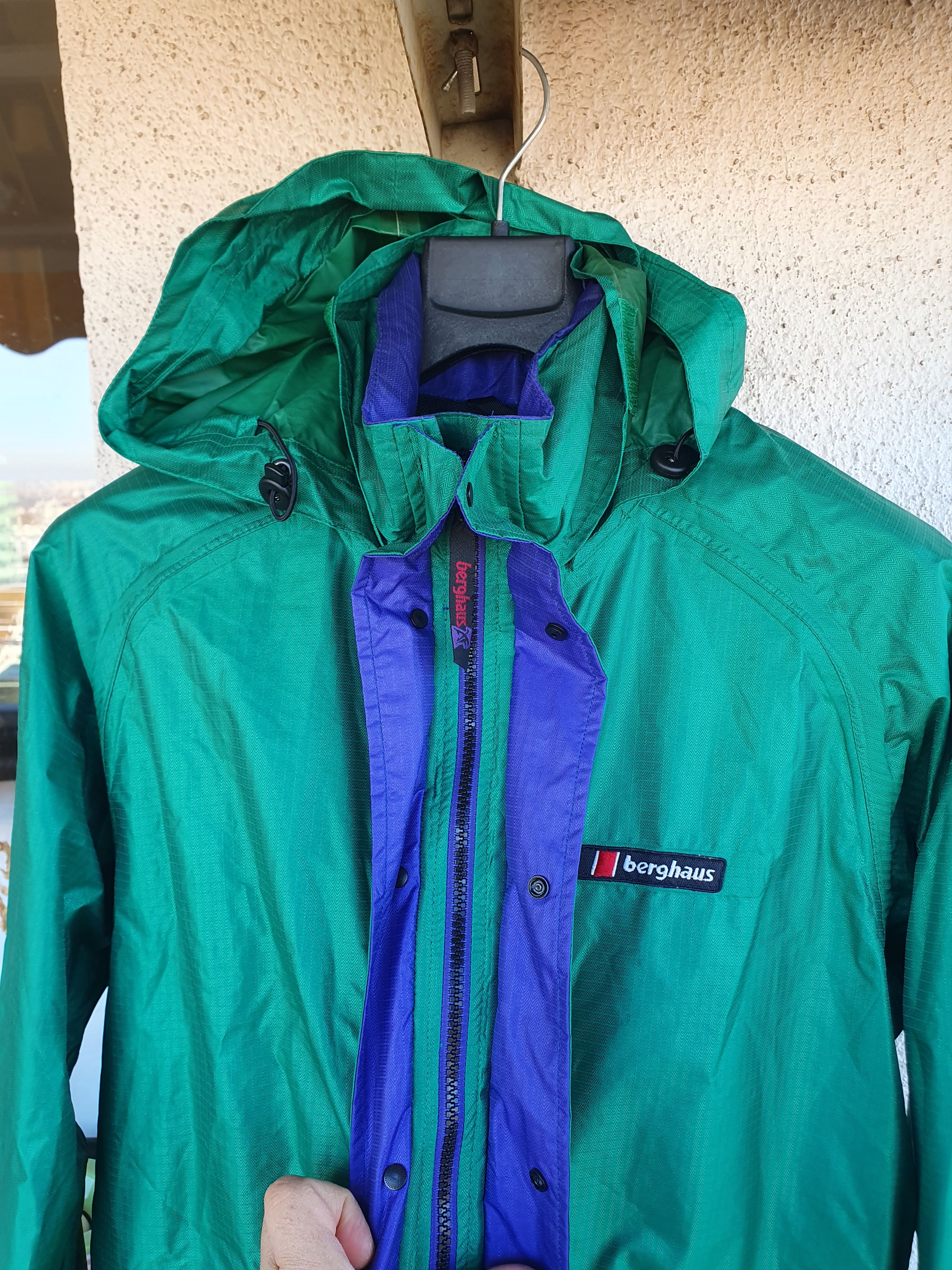 Berghaus × Vintage Berghaus XF Aquafoil Vintage Indra Jacket Hooded sz M Size US M / EU 48-50 / 2 - 14 Thumbnail