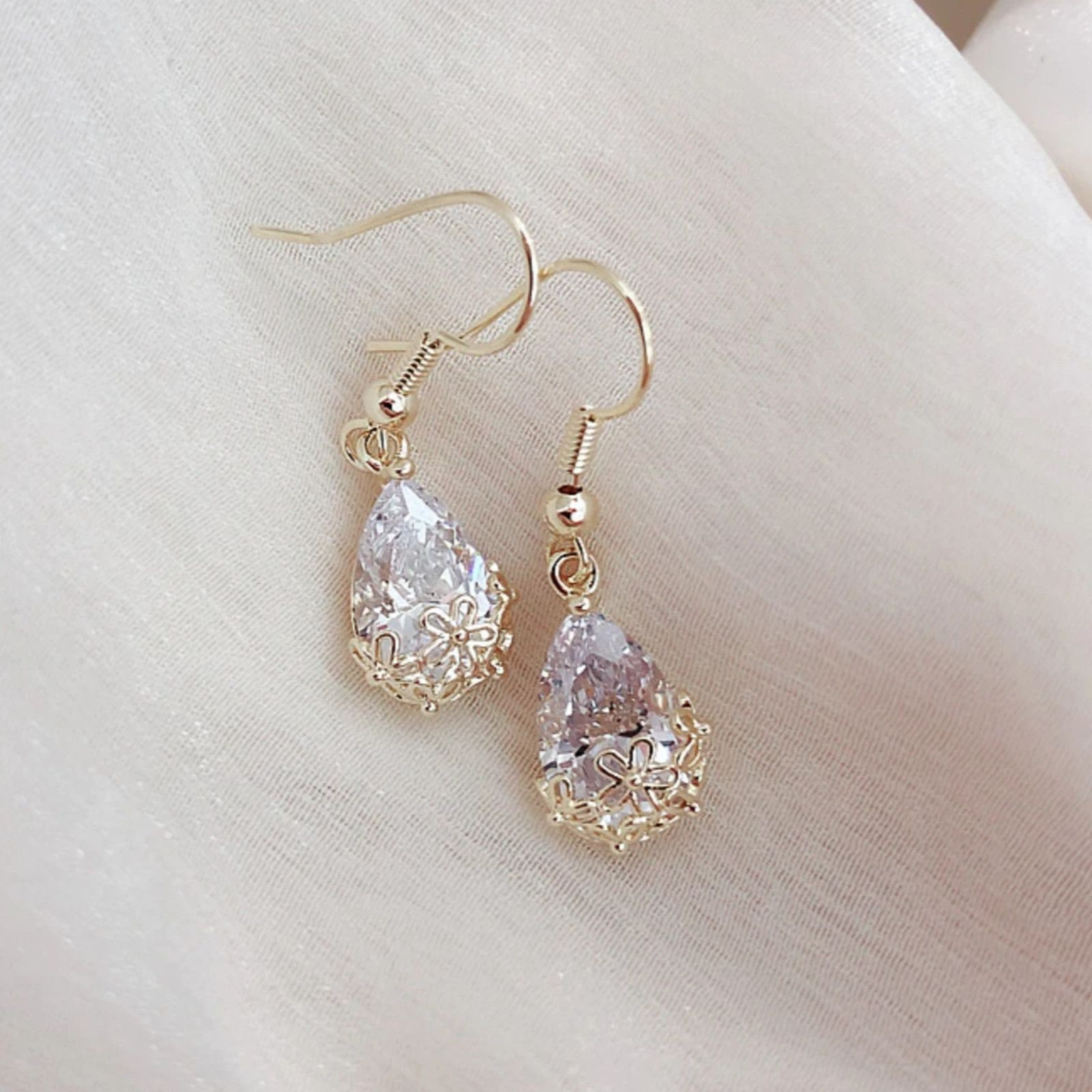 Diamond Earrings x Jewelry Jacqueline Waterdrop Dainty Golden Earrings, Women's