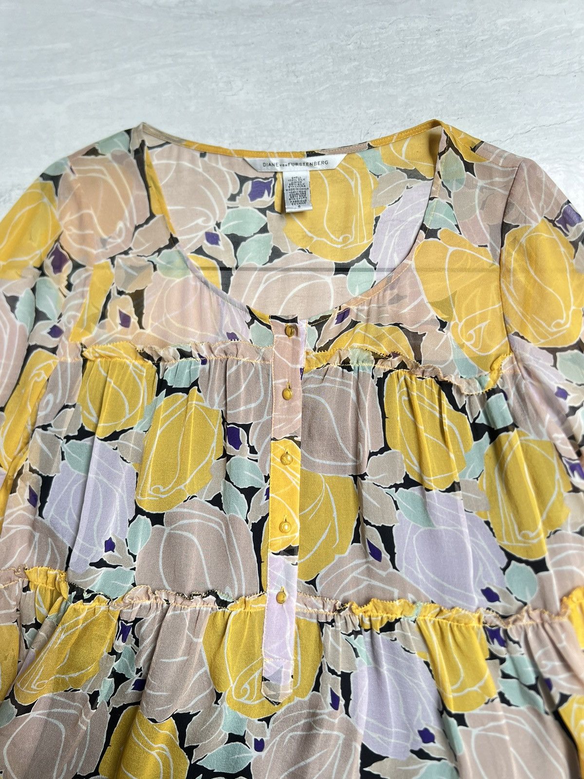 Diane von Furstenberg Diane Von Furstenberg Flowers Motive Blouse Size XS / US 0-2 / IT 36-38 - 3 Thumbnail