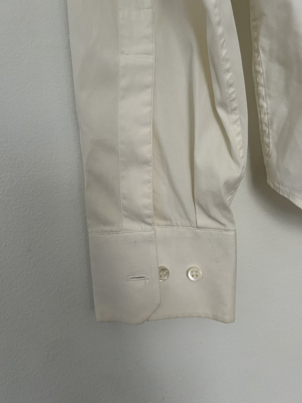 Yves Saint Laurent Yves Saint Laurent Classic cream shirt Size US M / EU 48-50 / 2 - 4 Thumbnail