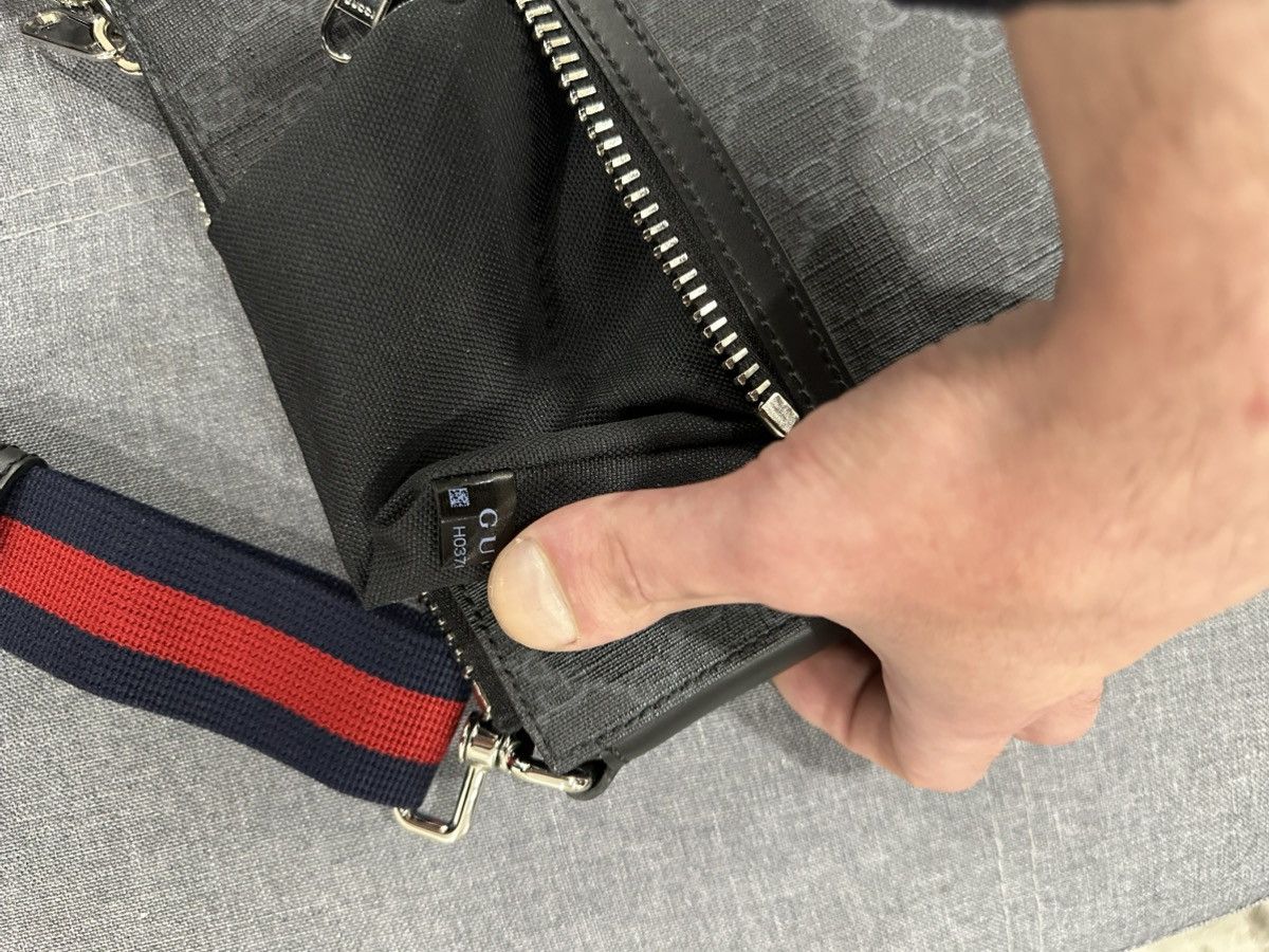 Gucci GUCCI GG BLACK SMALL MESSENGER BAG Size ONE SIZE - 16 Thumbnail
