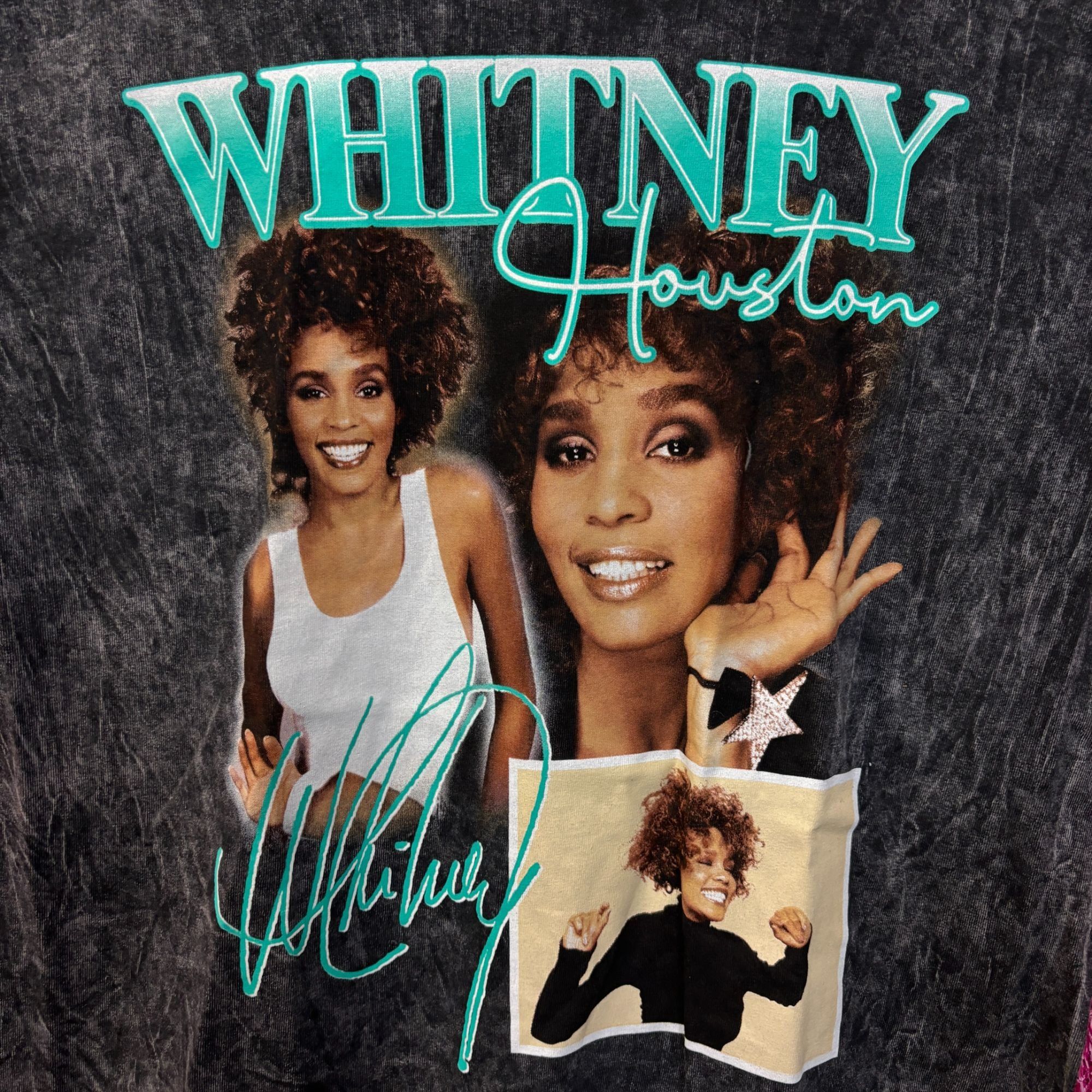 Other Whitney Houston Collage black tee size large Size US L / EU 52-54 / 3 - 2 Thumbnail