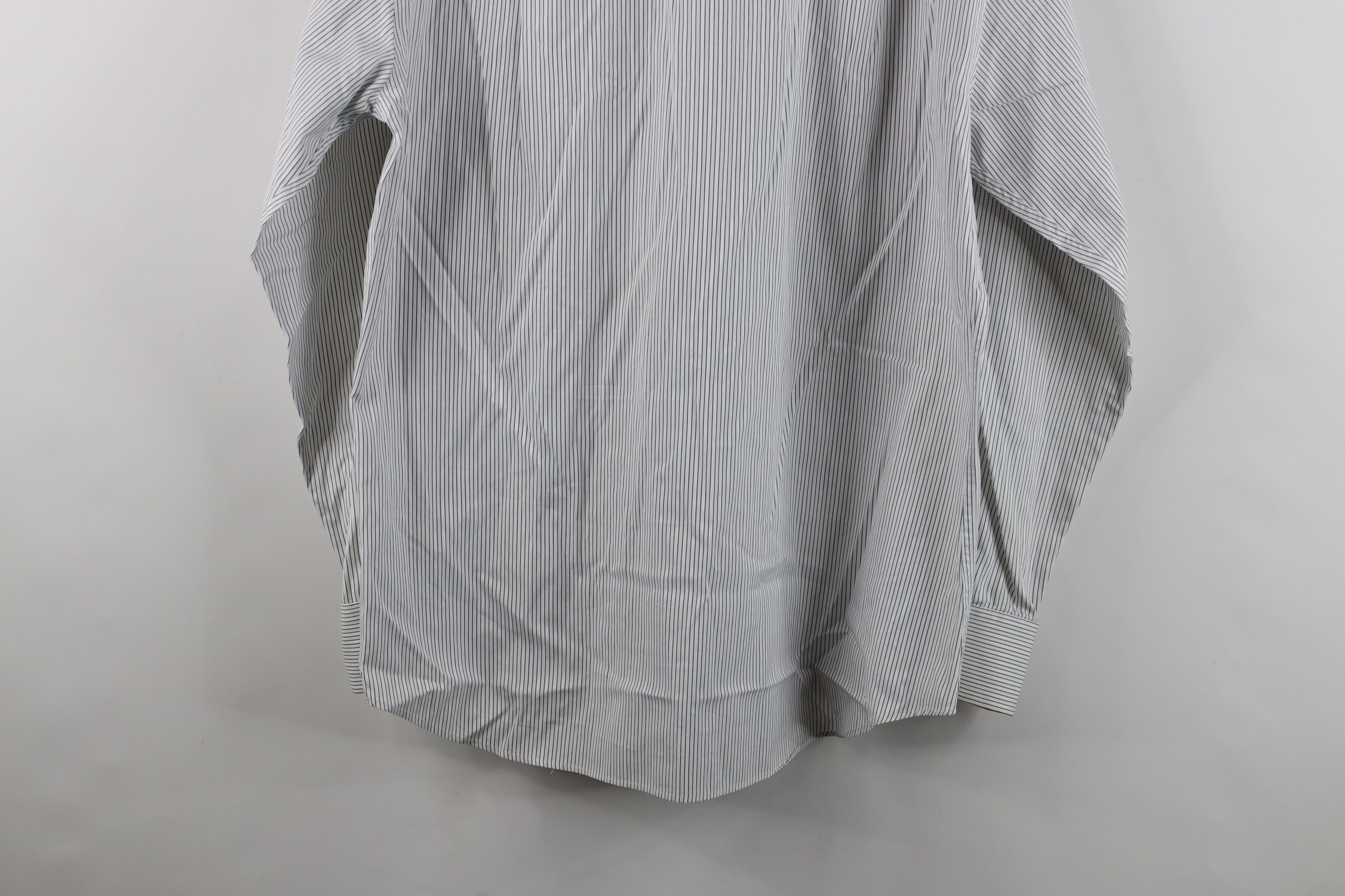 Charles Tyrwhitt Charles Tyrwhitt Fit Pinstriped Collared Button Shirt Cotton Size US M / EU 48-50 / 2 - 13 Thumbnail