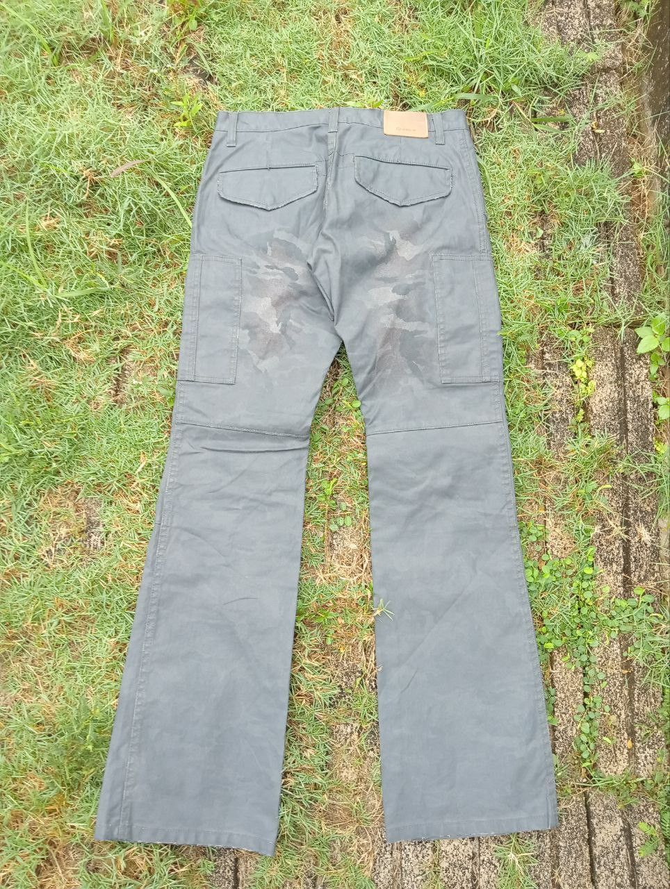 L7 Real Hip Vintage L7 Real Hip Wax Cargo Pants Size US 31 - 8 Thumbnail