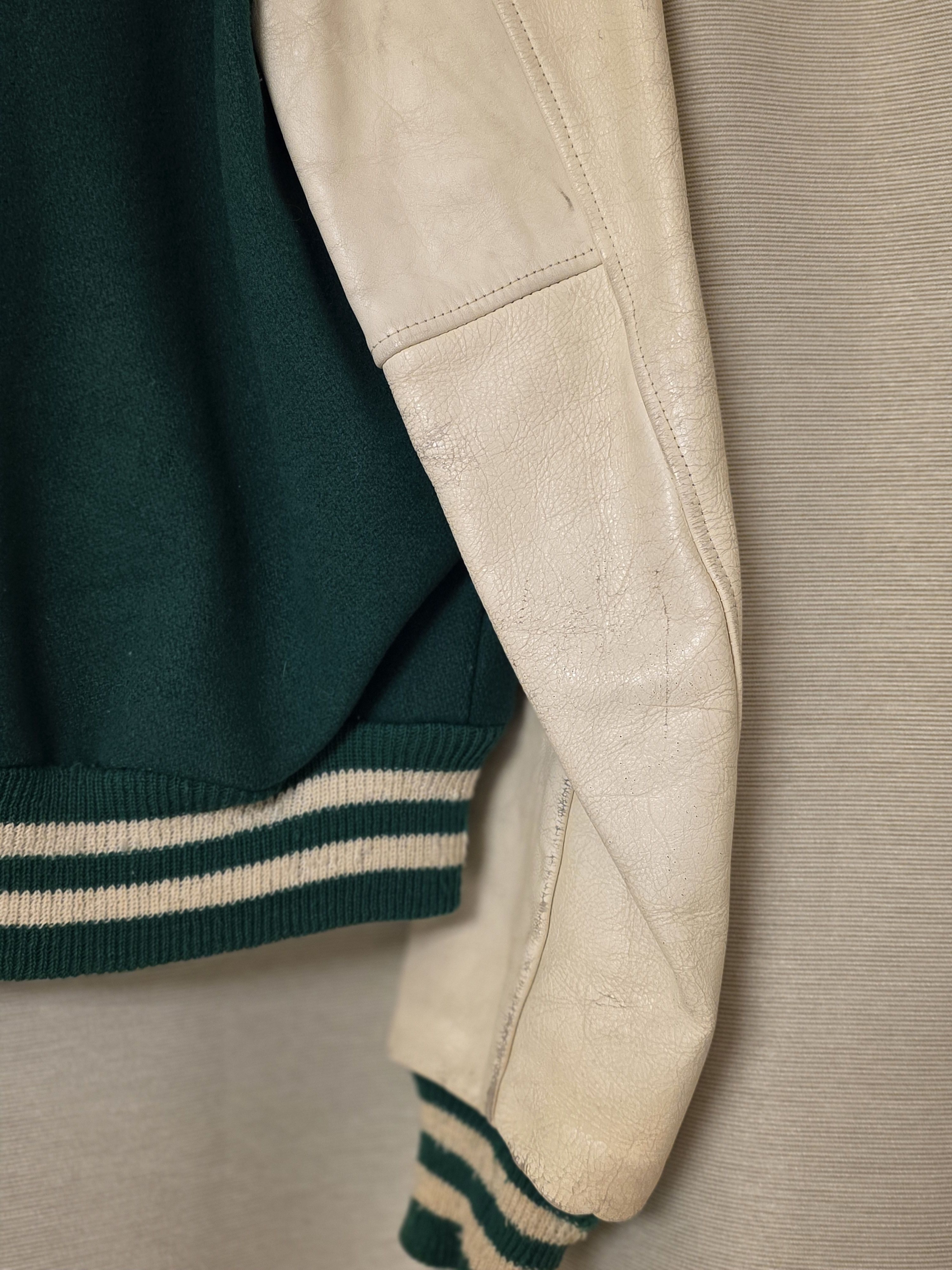 Other Vintage Butwin Varsity Jacket 42 Leather Sleeves Letterman Size US M / EU 48-50 / 2 - 3 Thumbnail