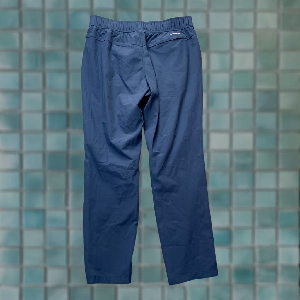 Eddie Bauer Eddie Bauer Pants Womens Small Blue Ankle Straight Leg Stretch Logo Hiking Size 30" / US 8 / IT 44 - 1 Thumbnail