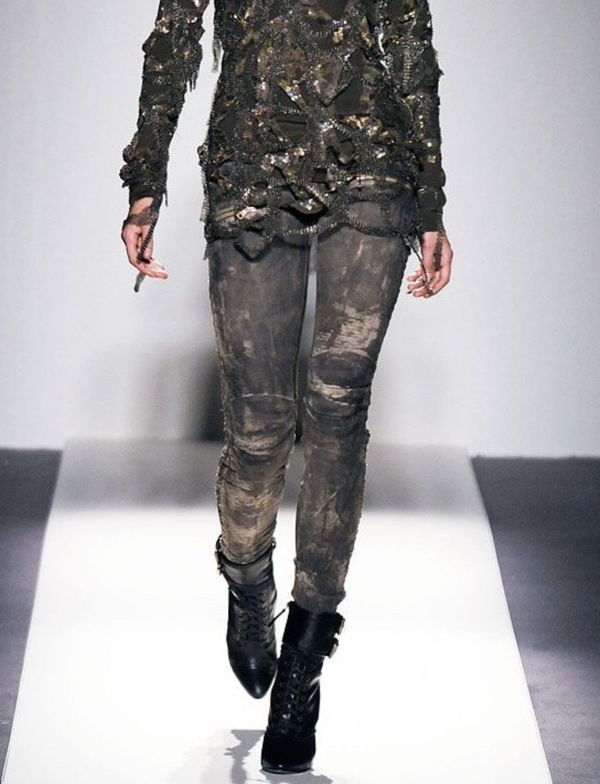 Balmain BALMAIN Decarnin SS 2010 Wax ‘Stain’ Biker Denim Zip Pants Size 28" / US 6 / IT 42 - 1 Thumbnail