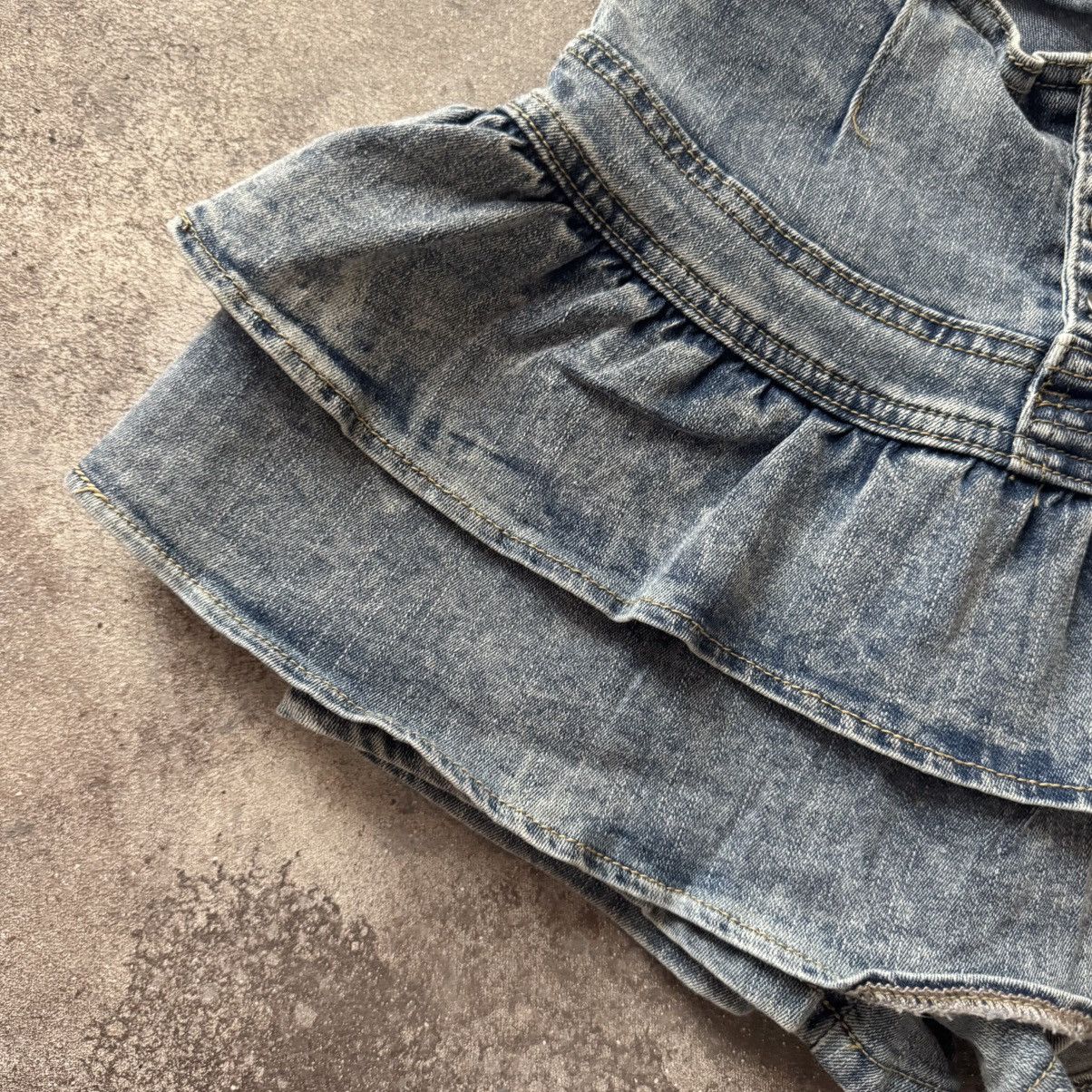 20471120 × Japanese Brand Amazing Cute Super Mini Skirt Size 25" / US 0 / IT 36 - 7 Thumbnail