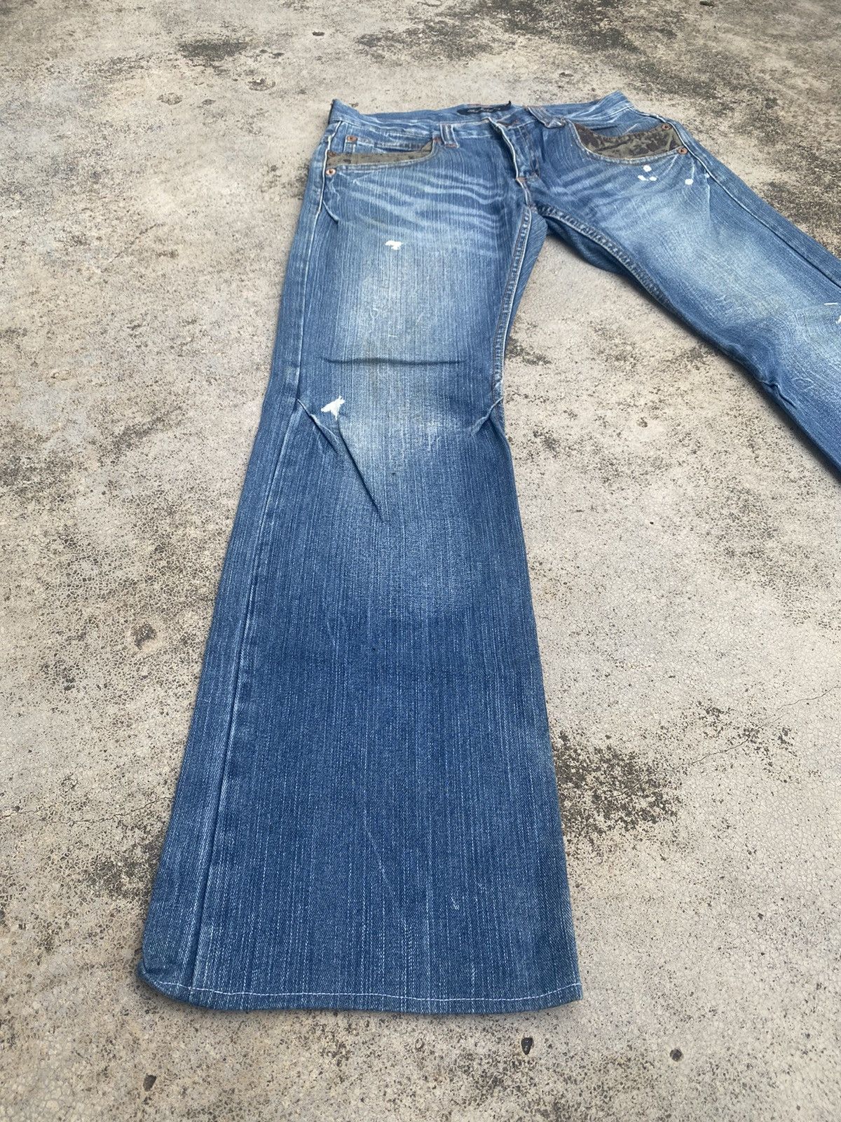 Japanese Brand Flare Jeans Root Three Distressed Fade Bootcut Size US 30 / EU 46 - 1 Thumbnail