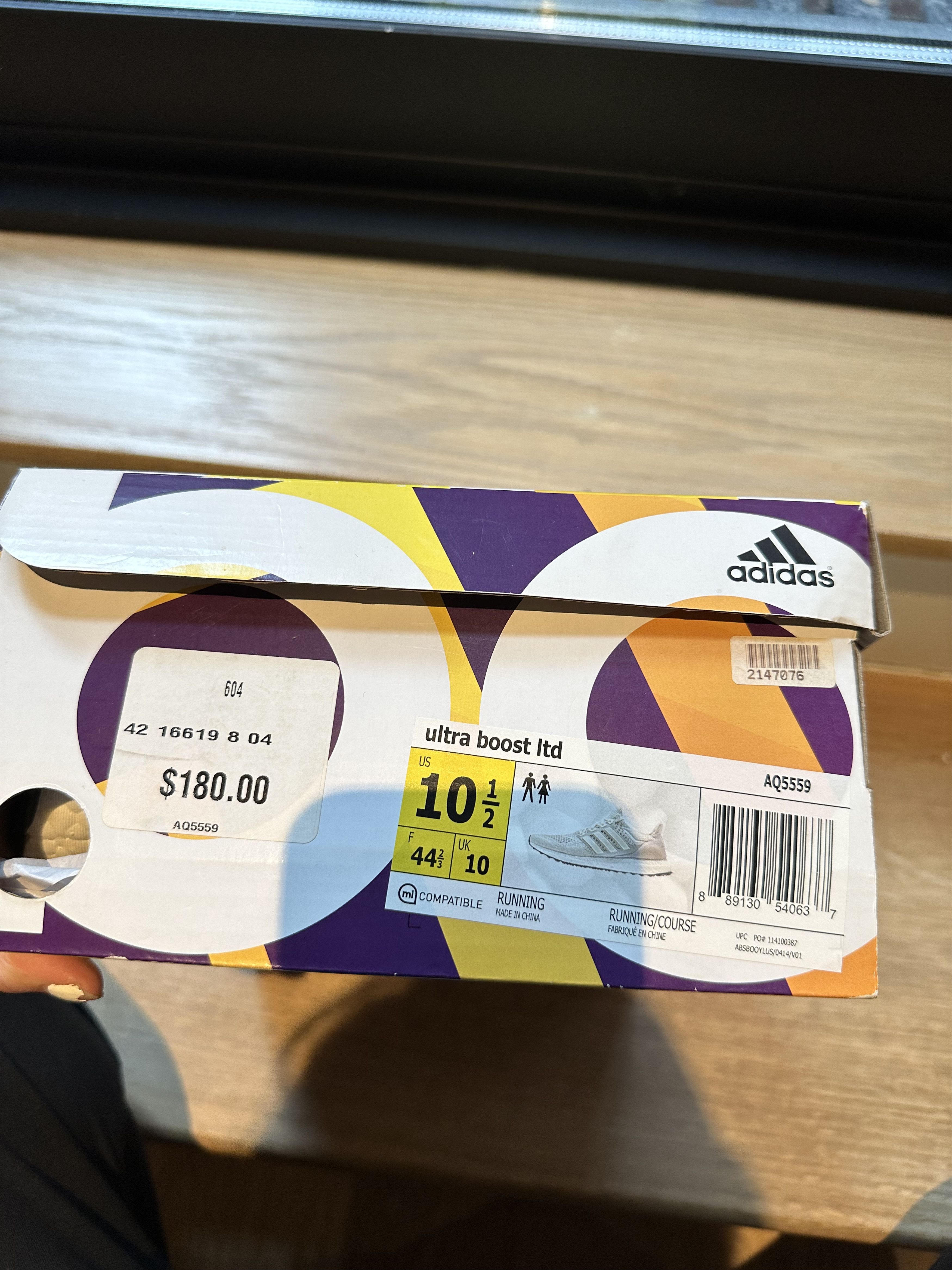 Adidas Adidas ultraBoost Cream 1.0 2015 Size US 10.5 / EU 43-44 - 4 Thumbnail