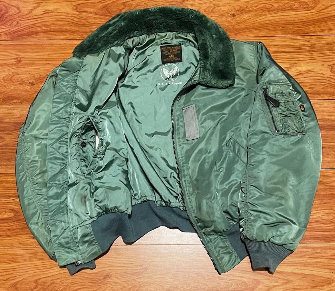 ジャケット・アウター 90S ALPHA INDUSTRIES B-15D flight jacket Alpha Industries B-15 Heritage Bomber Jacket | Uncrate Supply