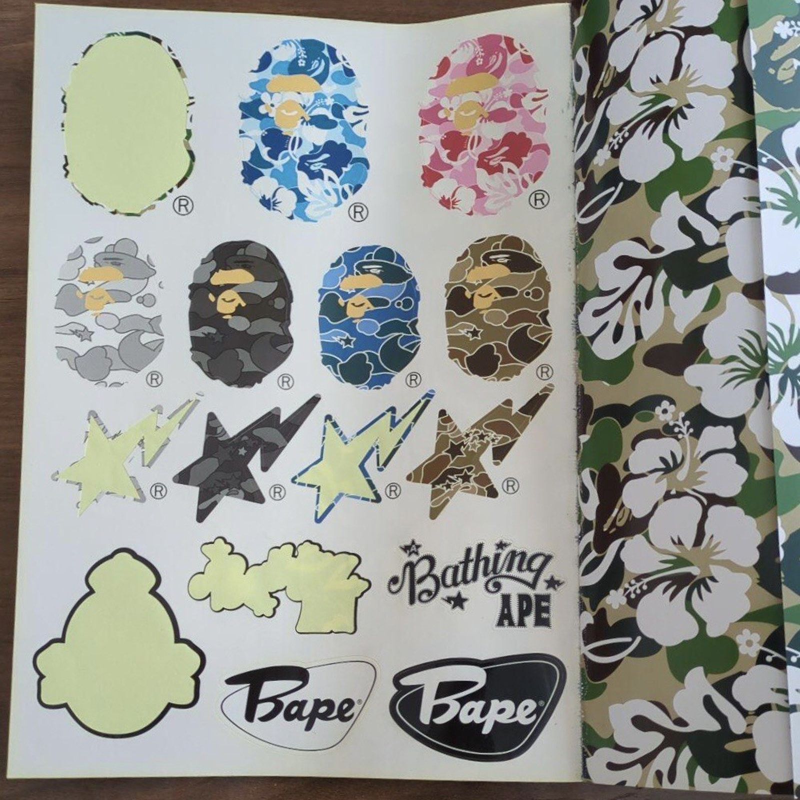 Bape BAPE A BATHING APE 2008 Summer Collection Catalog Magazine Size ONE SIZE - 2 Thumbnail